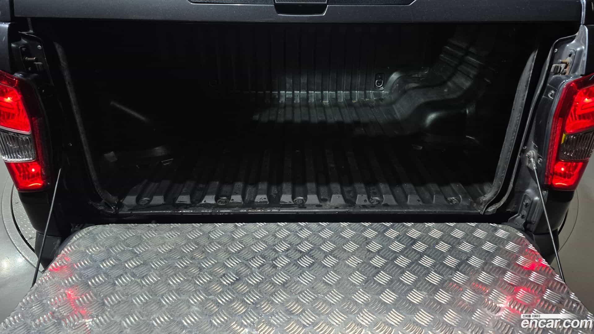 Rexton KG Mobility 2018.1-OPTION-024