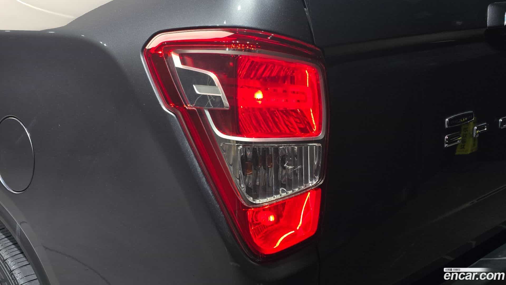 Rexton KG Mobility 2018.1-OUTER-033