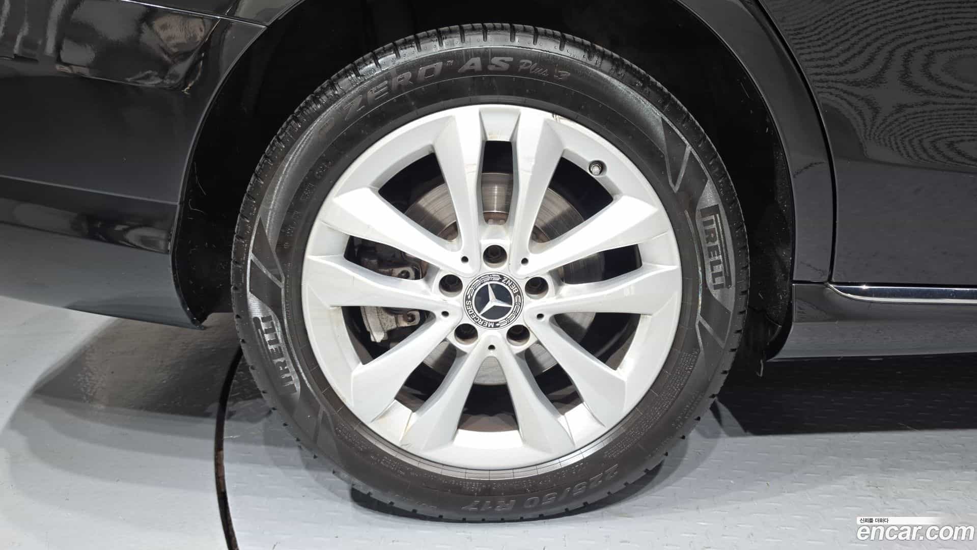 C-Class Mercedes-Benz 2020.3-OUTER-005