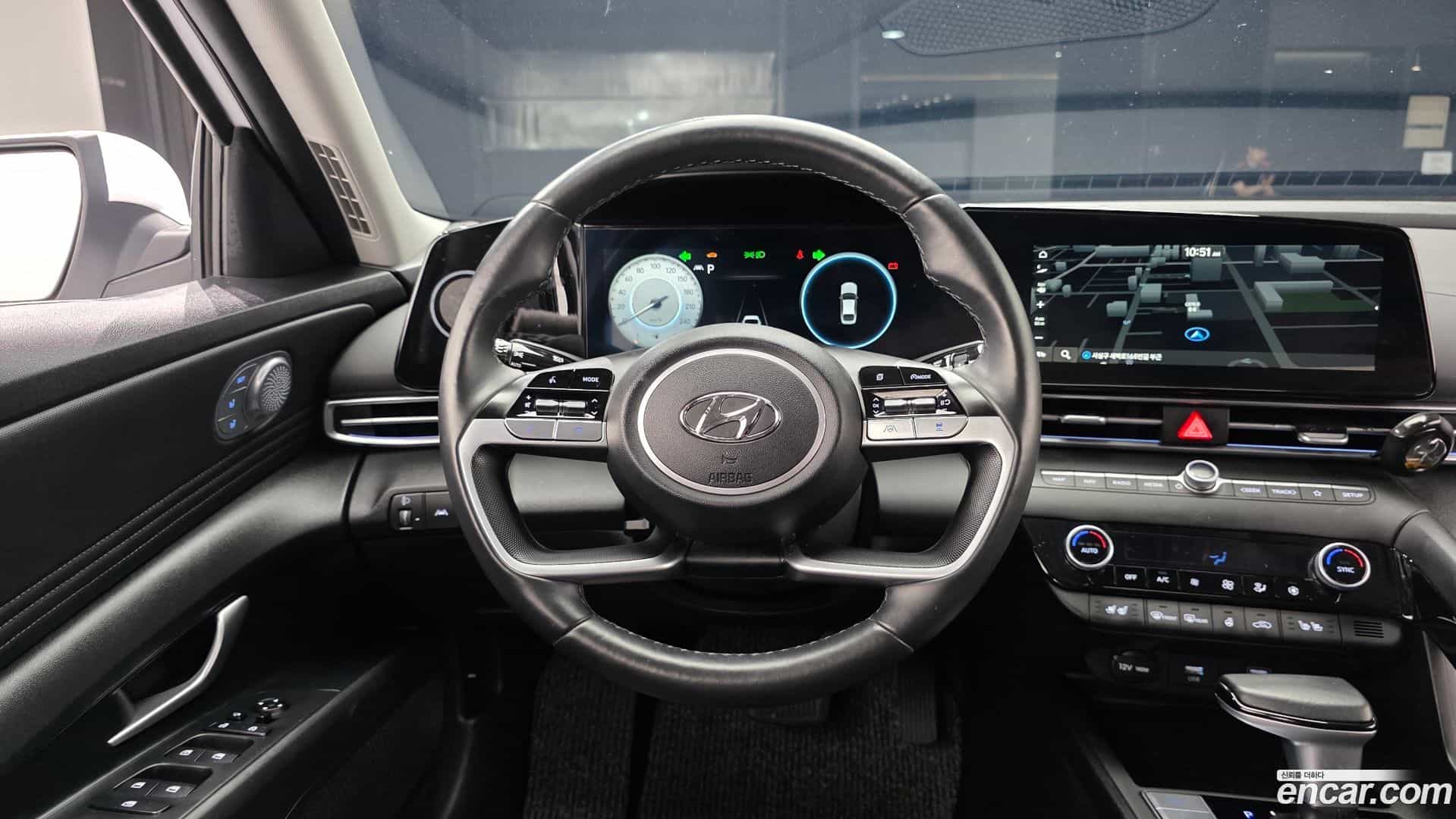 AVANTE Hyundai 2022.10-OPTION-018