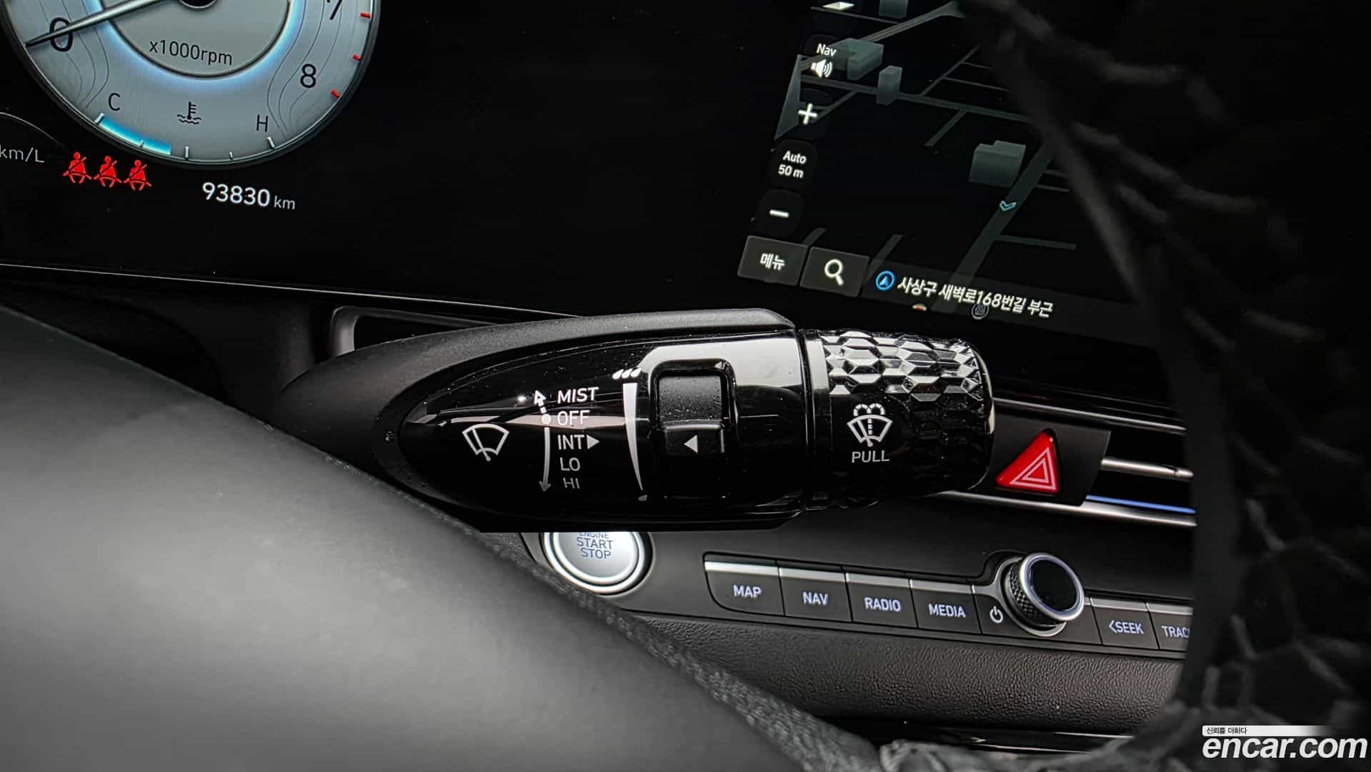 AVANTE Hyundai 2022.10-OPTION-040