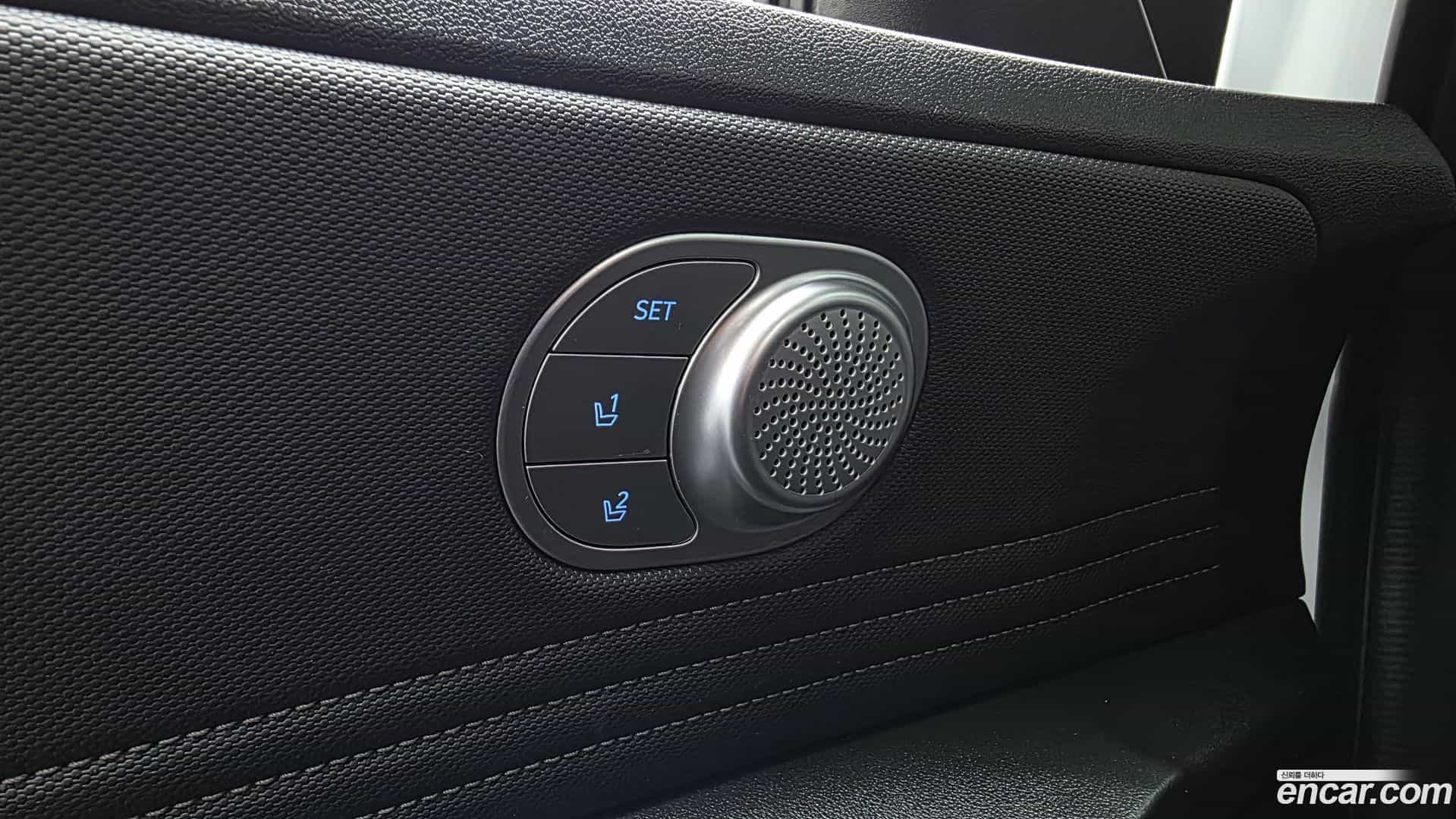 AVANTE Hyundai 2022.10-OPTION-046