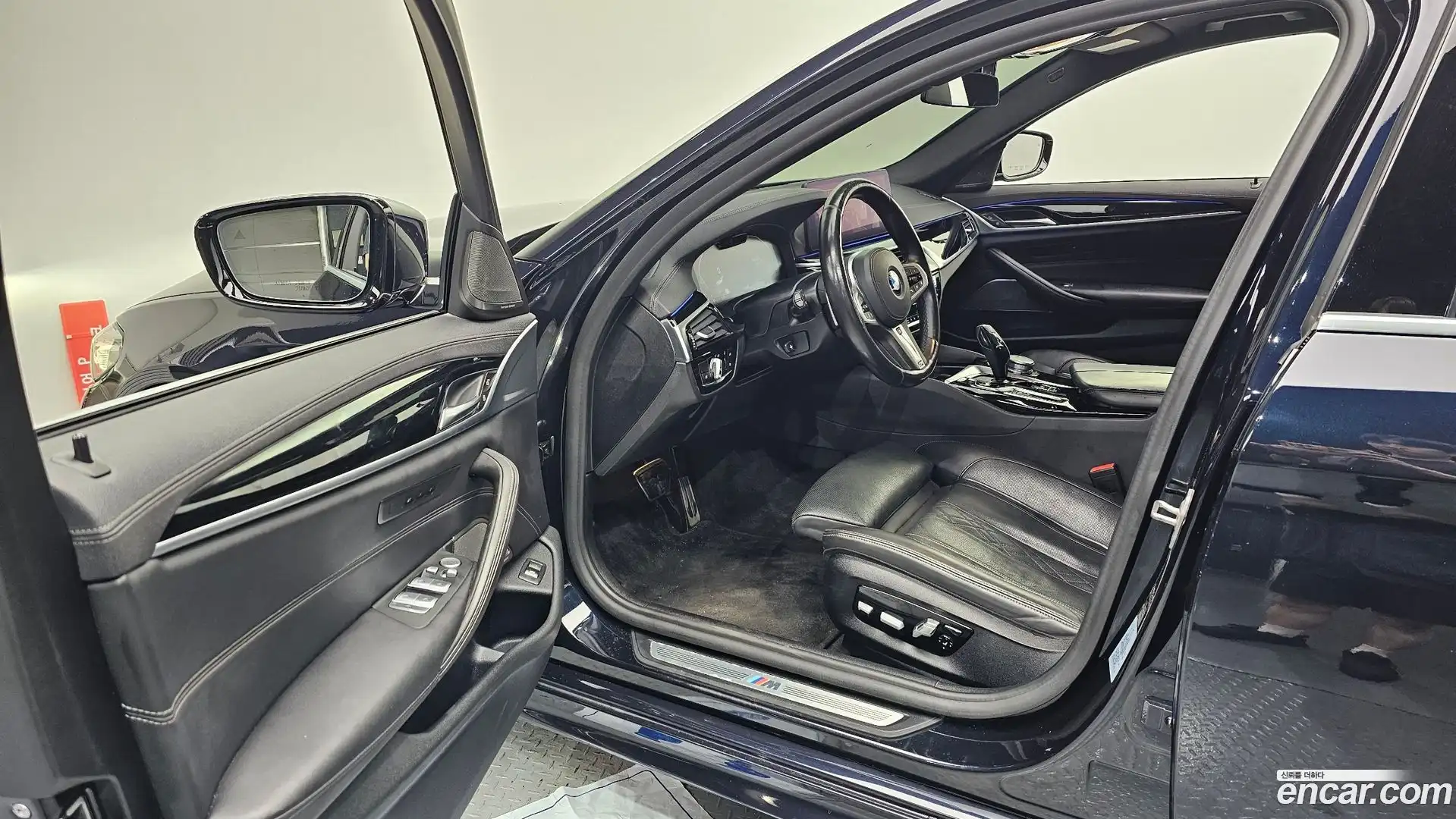 5-Series BMW 2021.1-INNER-010