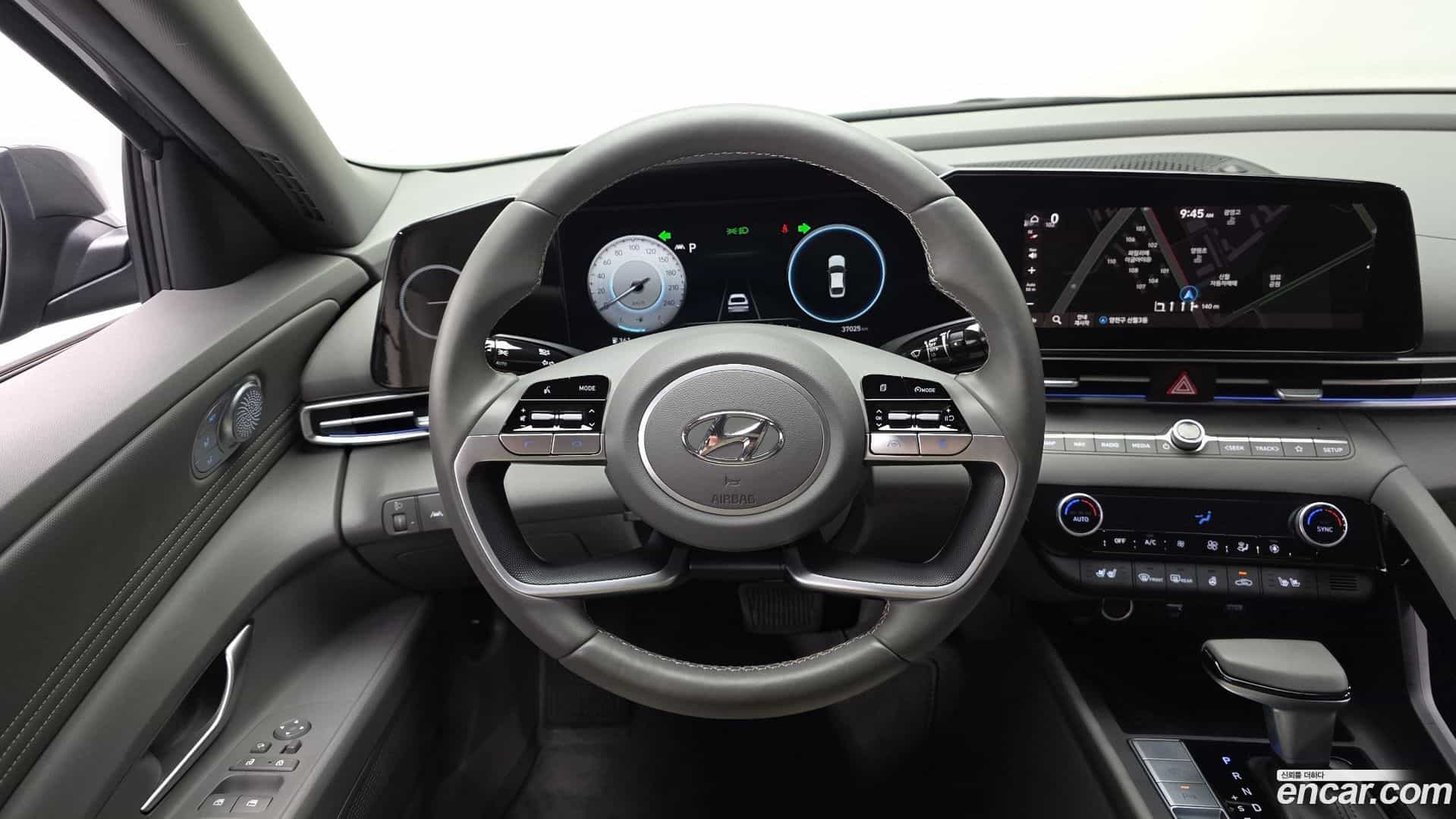 AVANTE Hyundai 2022.11-OPTION-017
