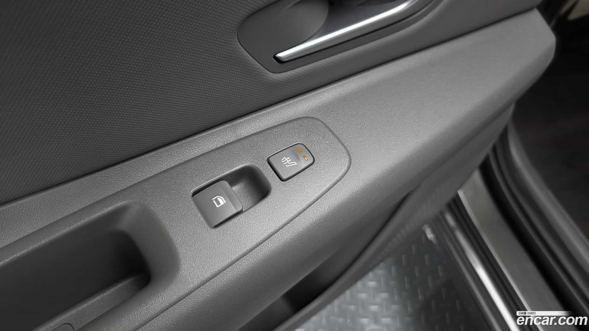 AVANTE Hyundai 2022.11-OPTION-023