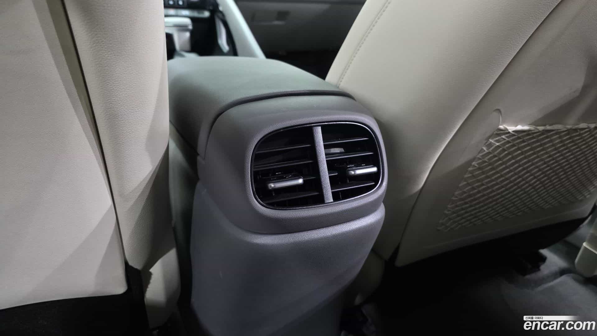 AVANTE Hyundai 2022.11-OPTION-043