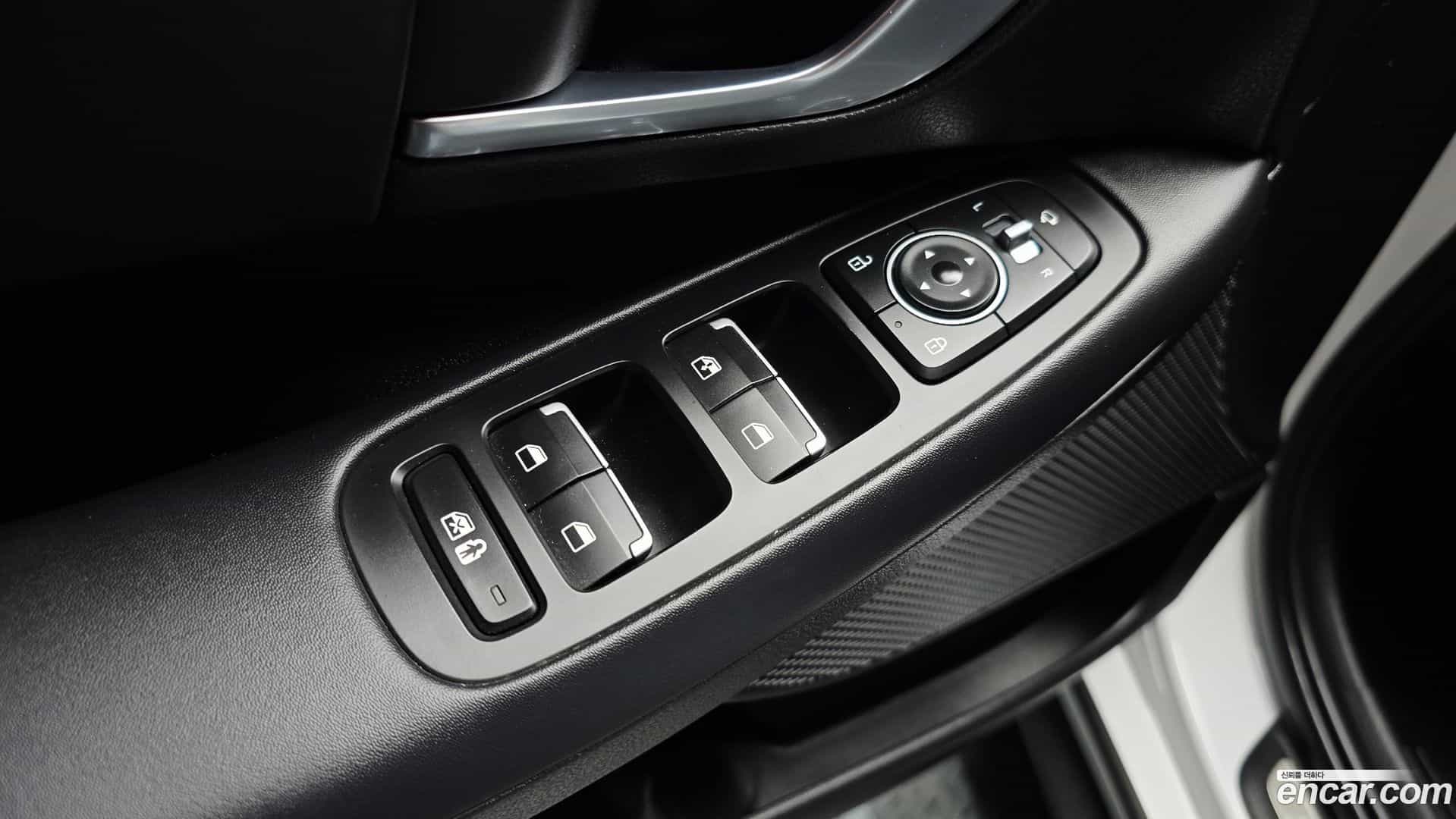 Sonata Hyundai 2020.7-OPTION-019