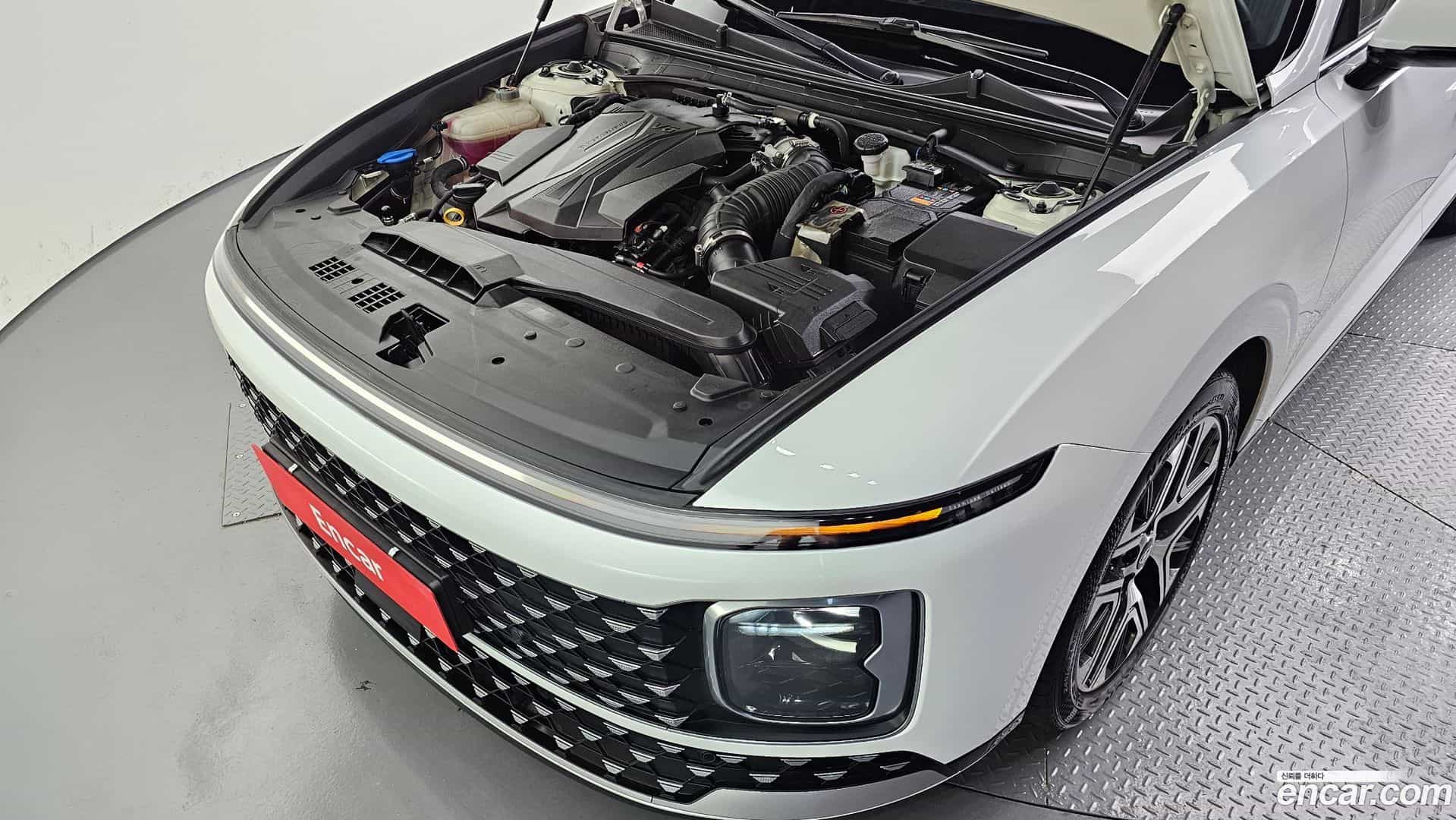 Grandeur Hyundai 2023.8-OUTER-006