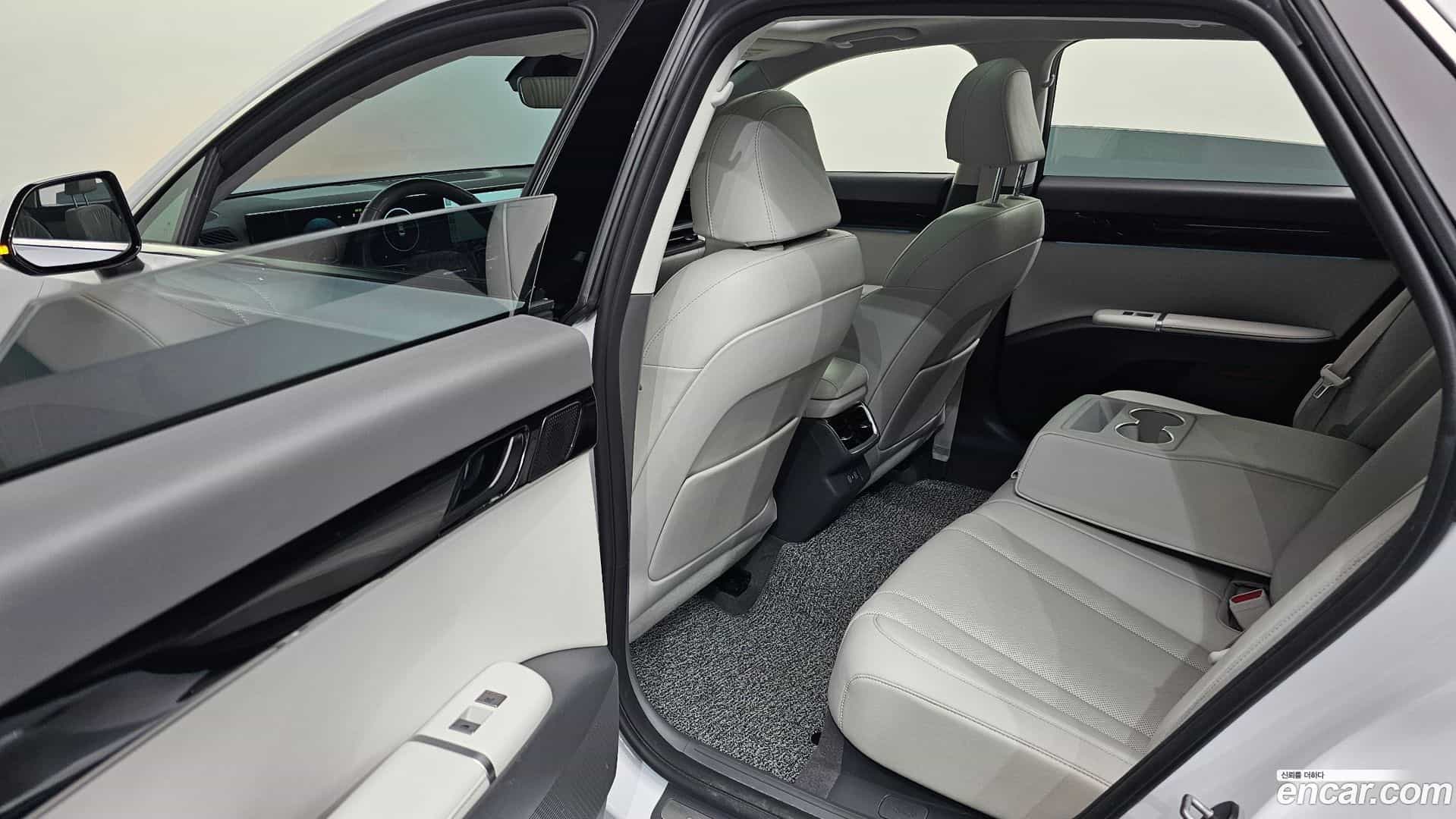 Grandeur Hyundai 2023.8-INNER-036