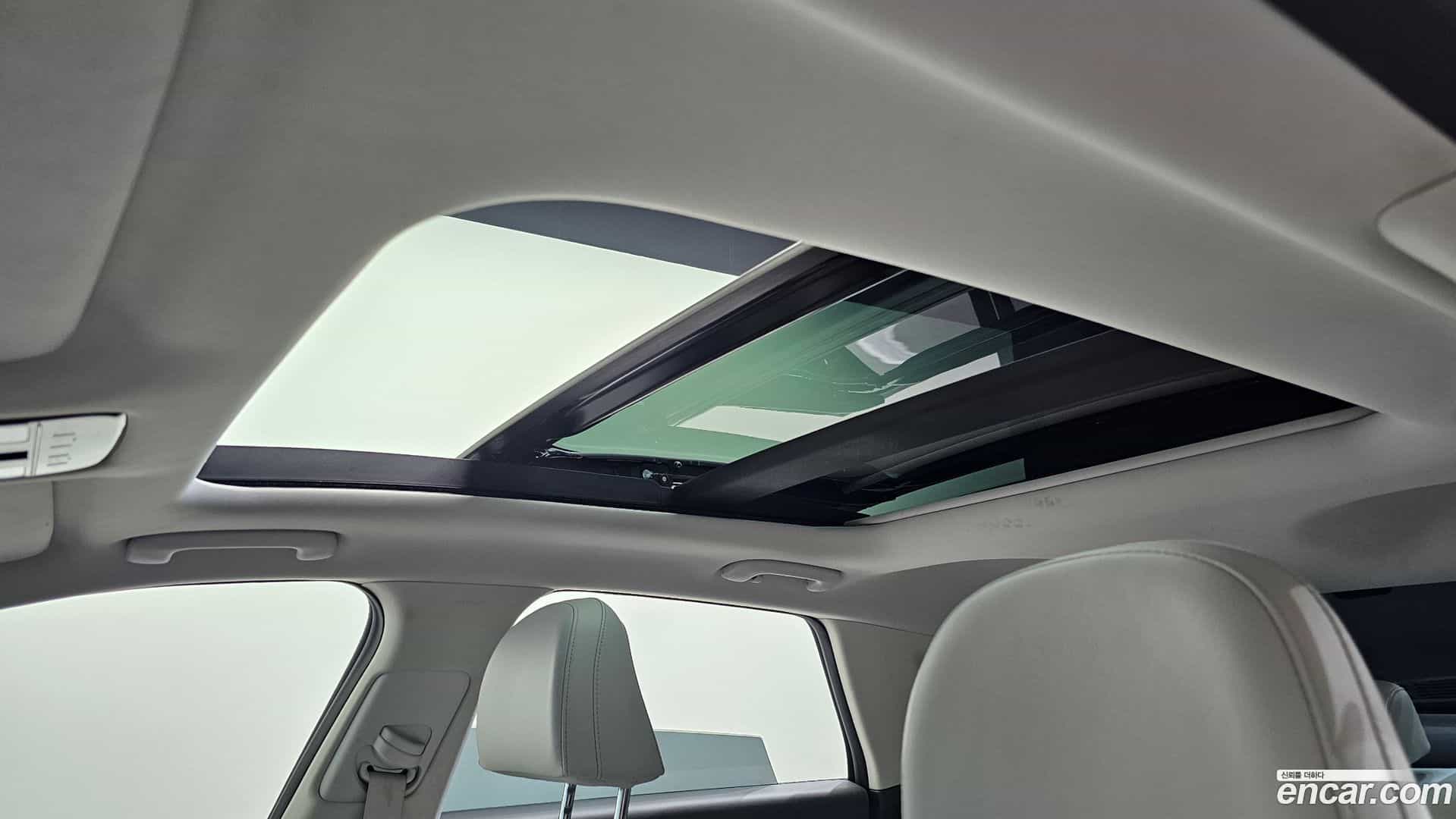 Grandeur Hyundai 2023.8-OPTION-041