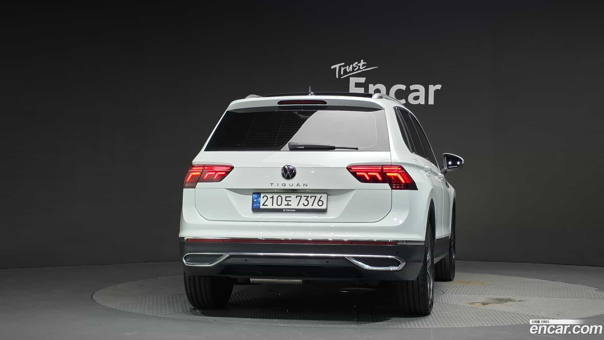 Tiguan Volkswagen 2022.11-OUTER-004