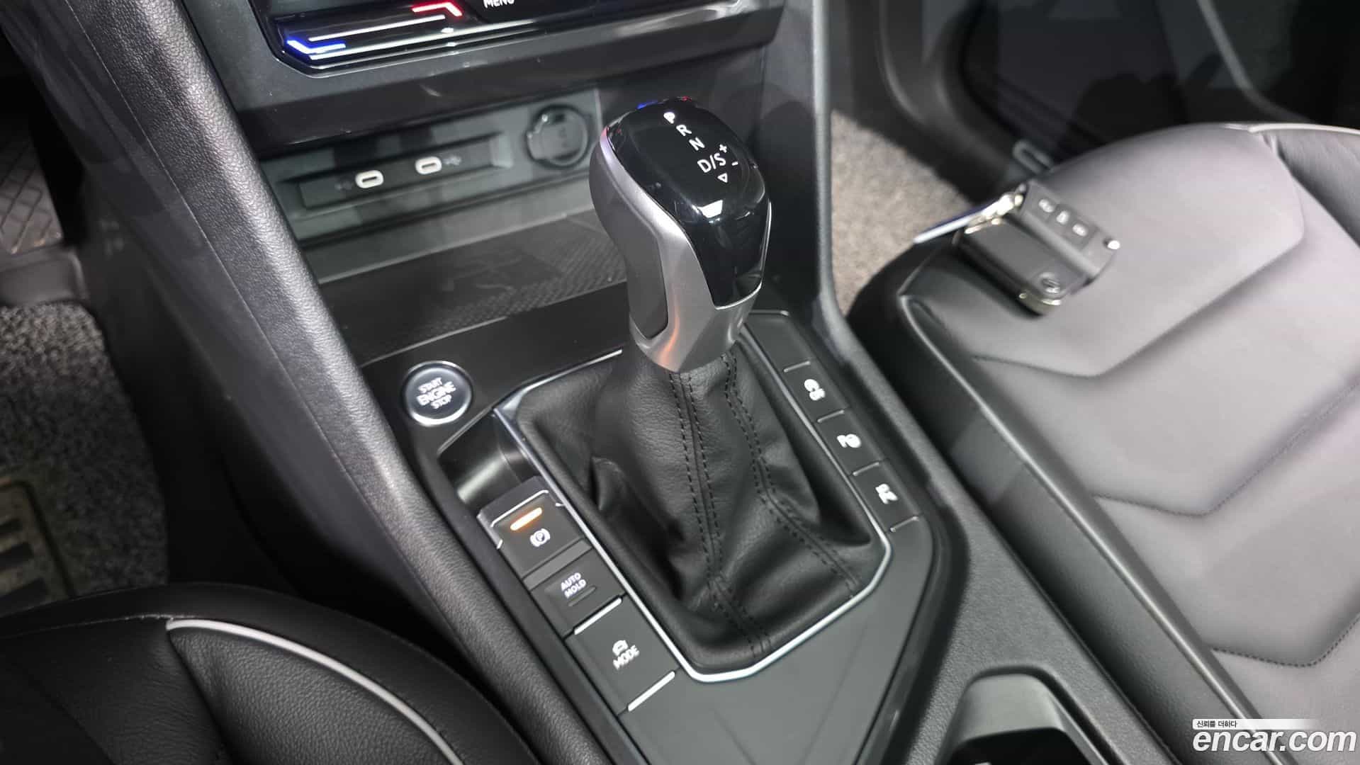 Tiguan Volkswagen 2022.11-INNER-009
