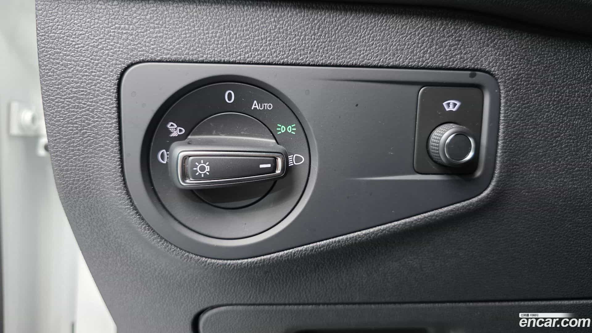 Tiguan Volkswagen 2022.11-OPTION-019