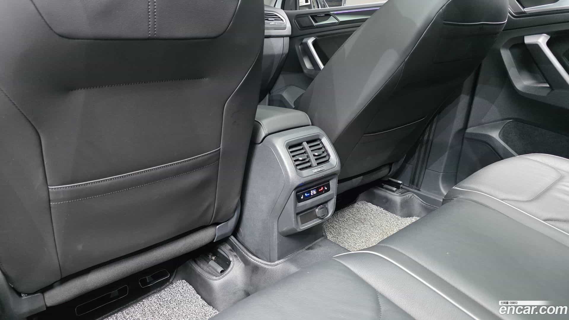 Tiguan Volkswagen 2022.11-OPTION-045