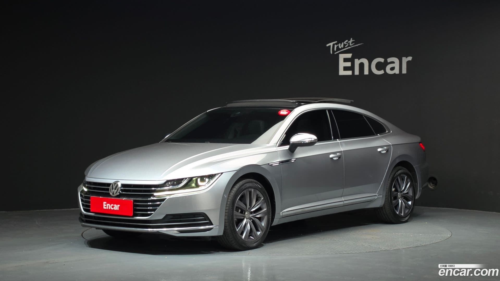 Main__Slider__Photo:Arteon Volkswagen 2020.11-0