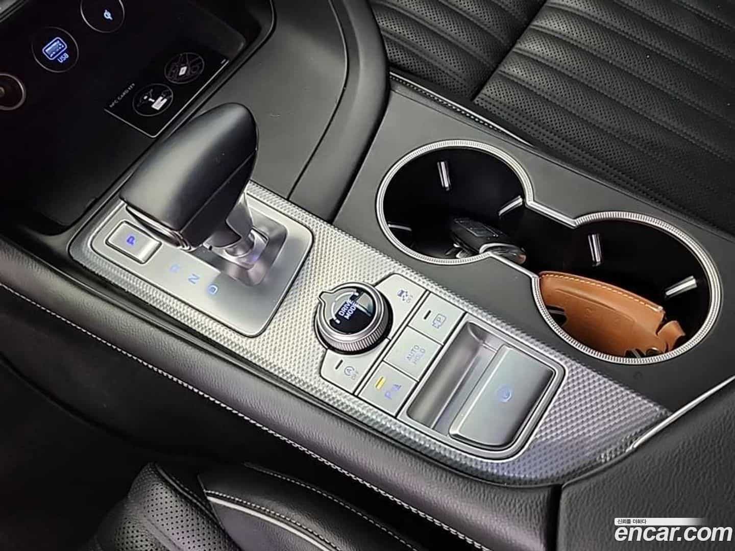 G70 Genesis 2022.3-INNER-008