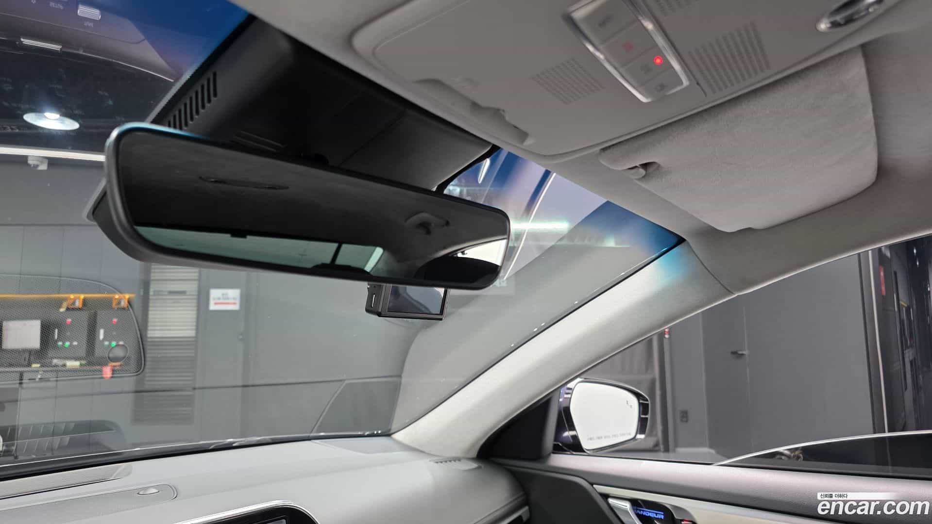 Grandeur Hyundai 2020.2-OPTION-045