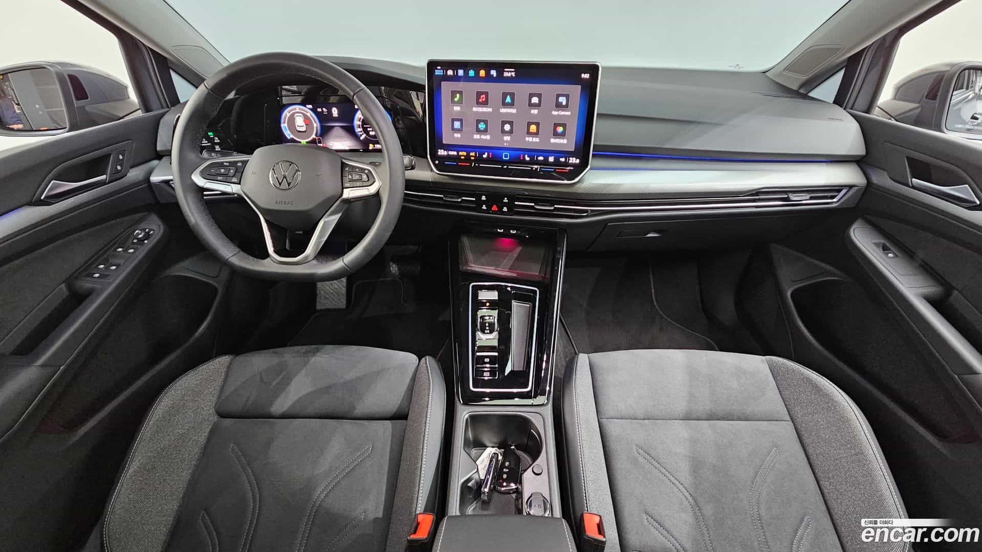 Golf Volkswagen 2025.2-INNER-007