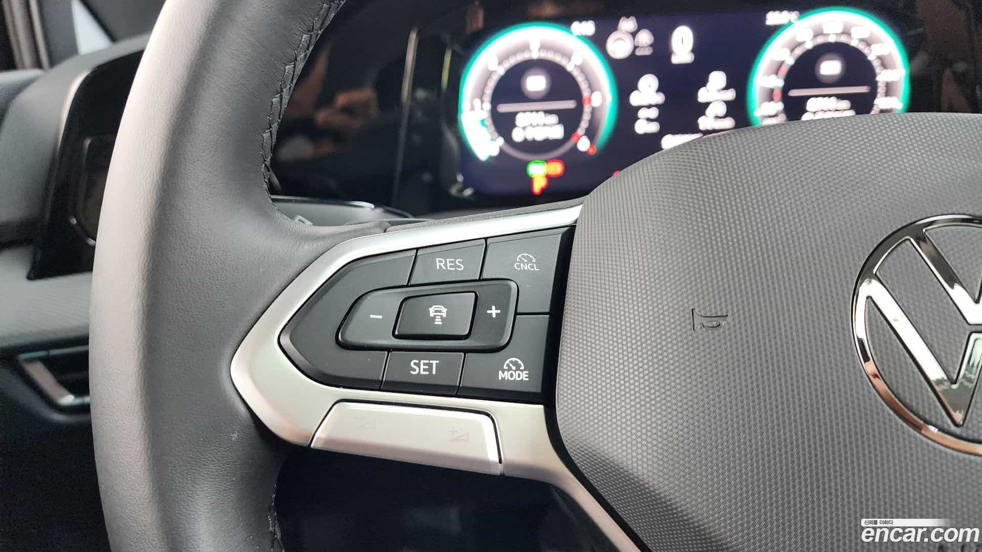 Golf Volkswagen 2025.2-OPTION-020