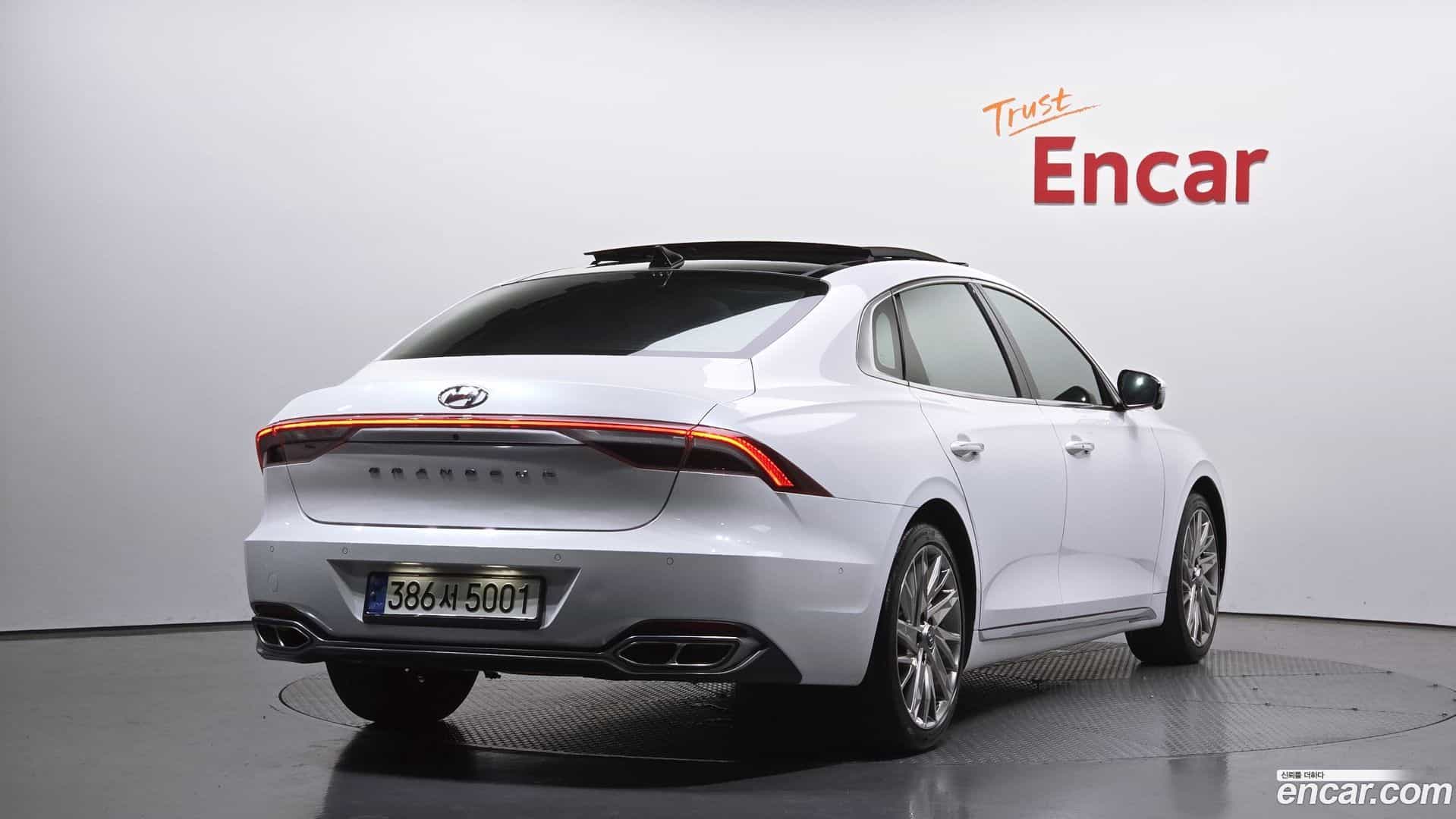 Grandeur Hyundai 2021.0-OUTER-002