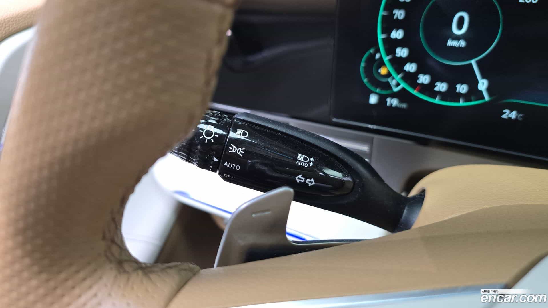 Grandeur Hyundai 2021.0-OPTION-042