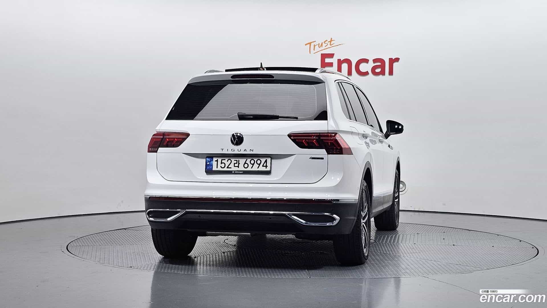 Tiguan Volkswagen 2022.10-OUTER-004