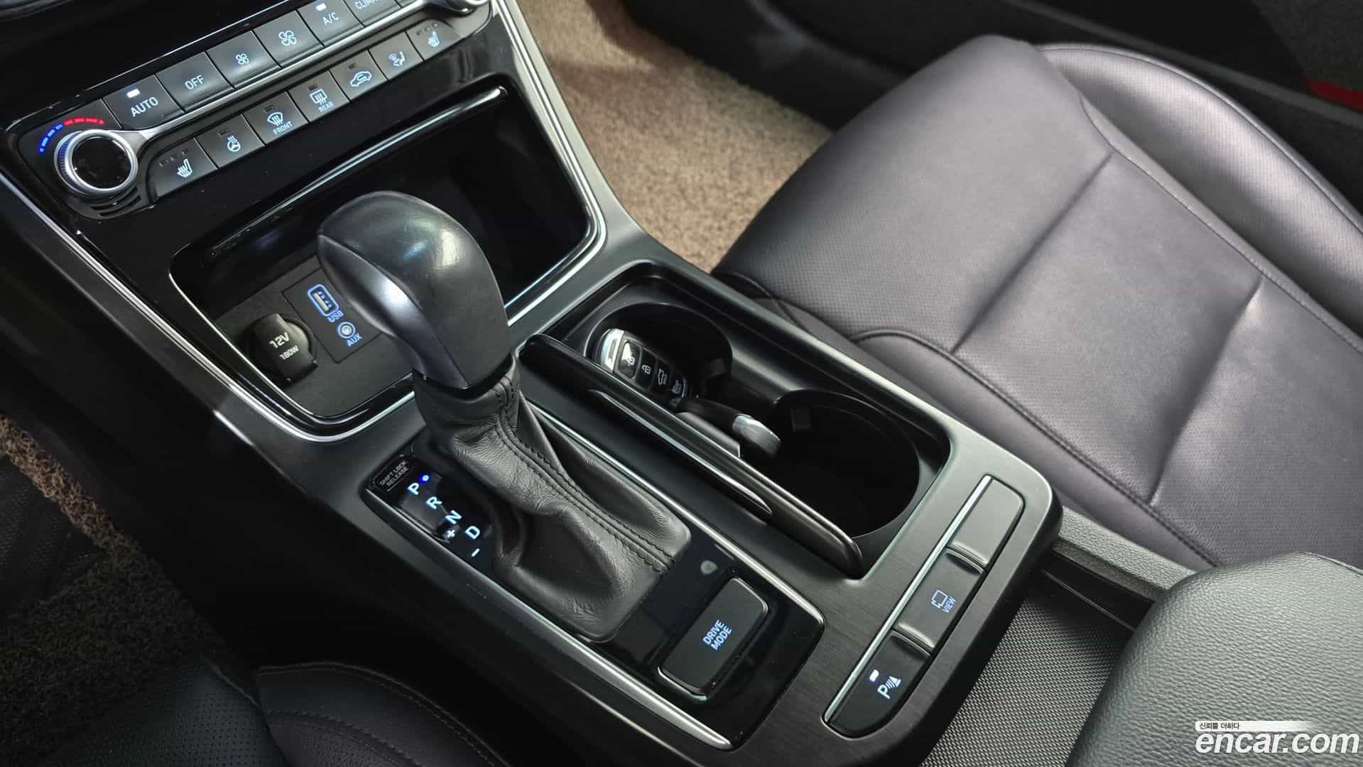 Grandeur Hyundai 2018.5-INNER-009