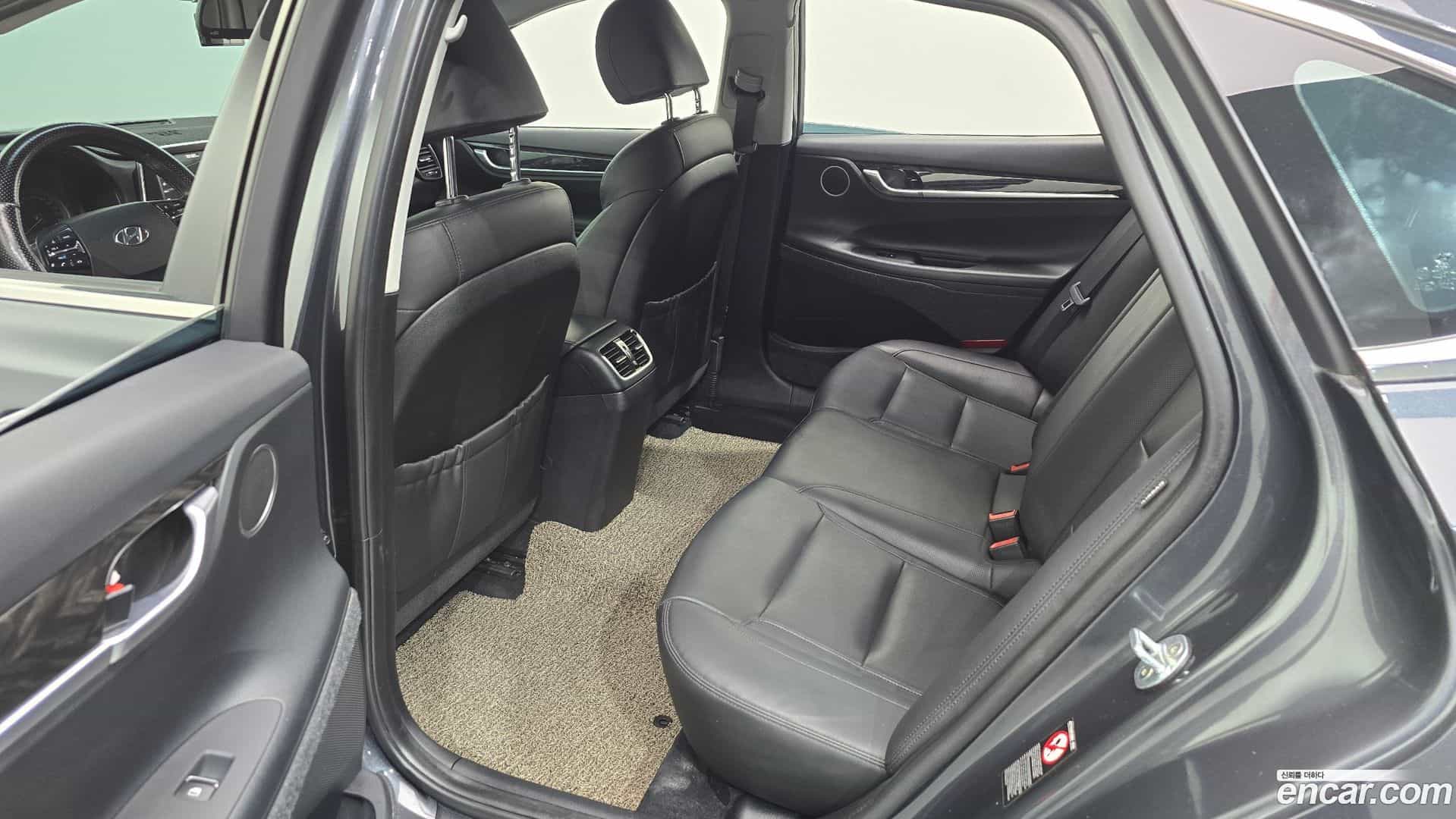 Grandeur Hyundai 2018.5-OPTION-015