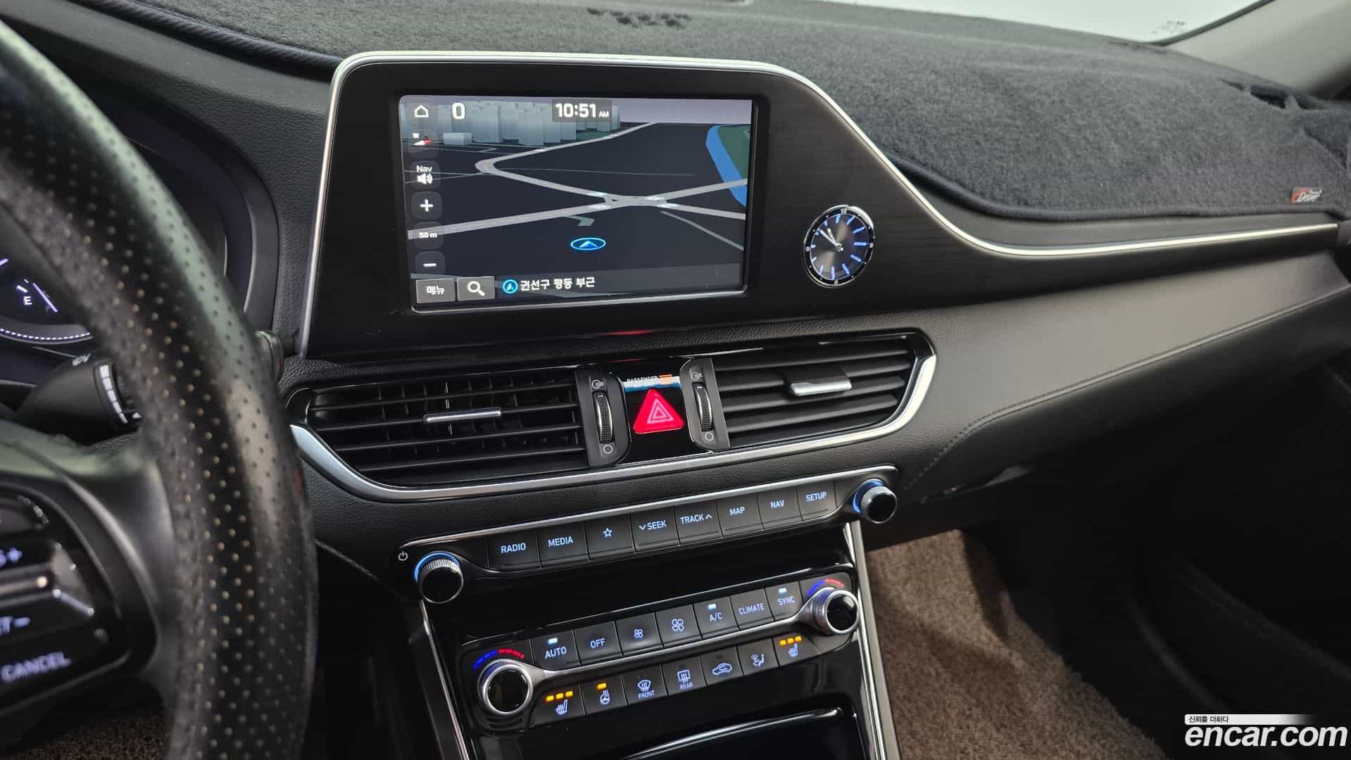 Grandeur Hyundai 2018.5-OPTION-016