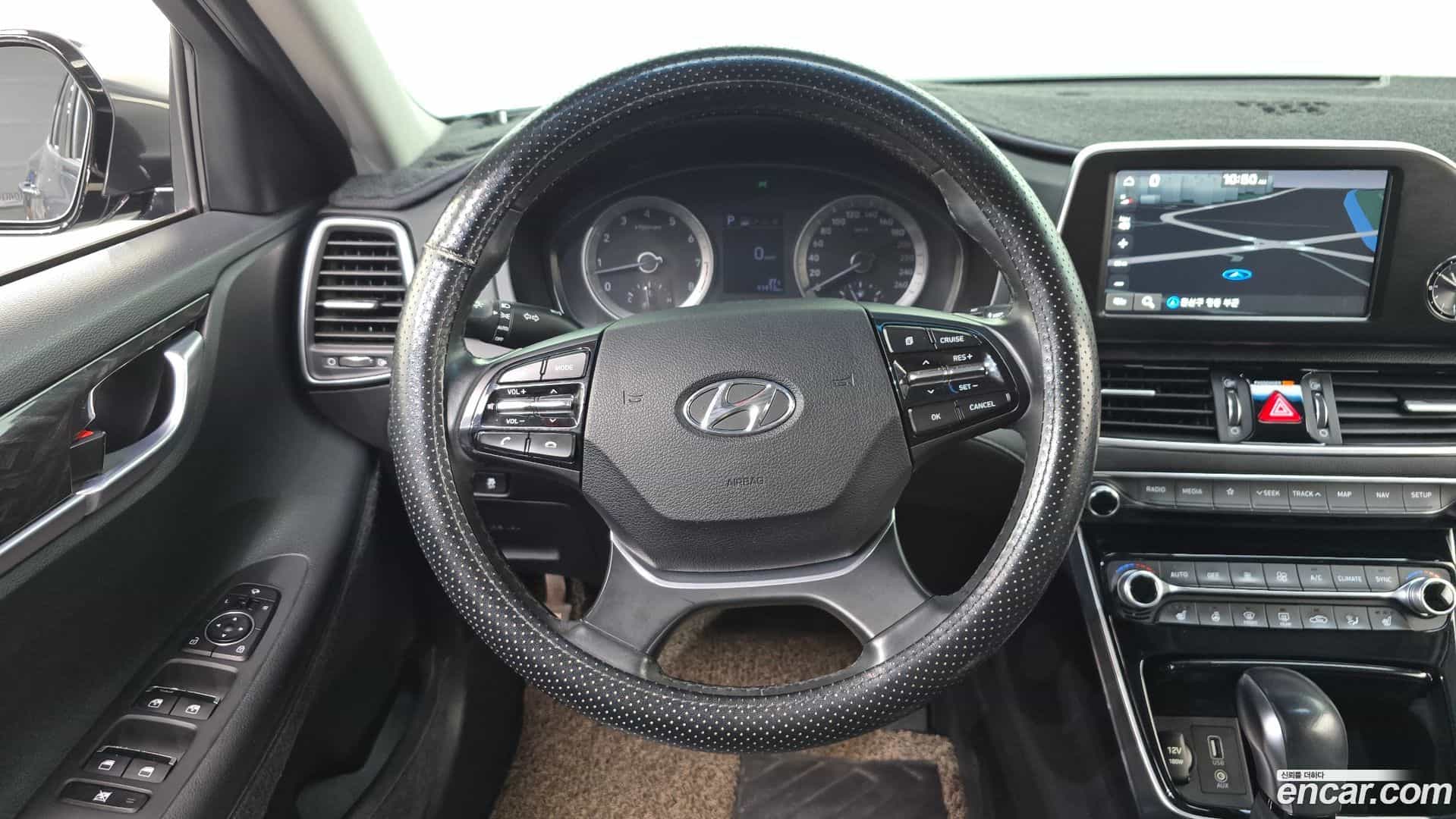 Grandeur Hyundai 2018.5-OPTION-017
