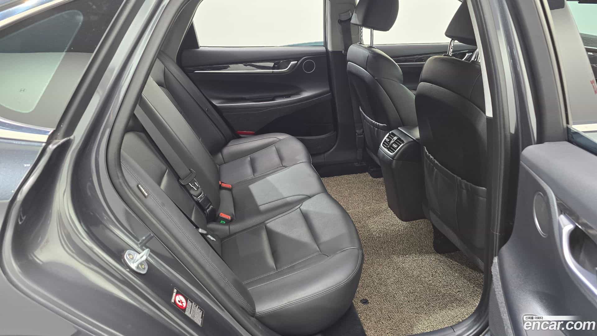 Grandeur Hyundai 2018.5-OPTION-023
