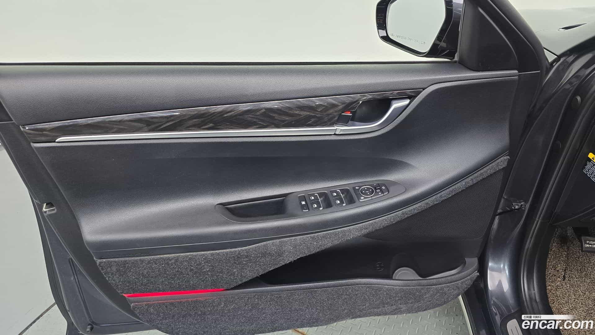 Grandeur Hyundai 2018.5-INNER-034