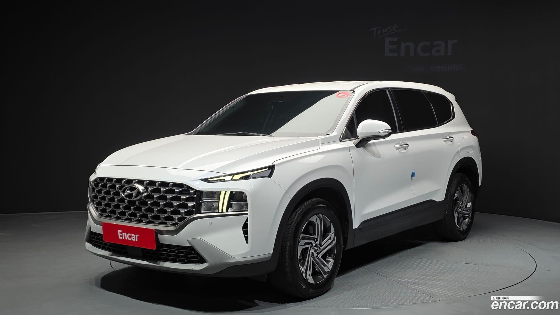 Main__Slider__Photo:Santafe Hyundai 2022.5-0