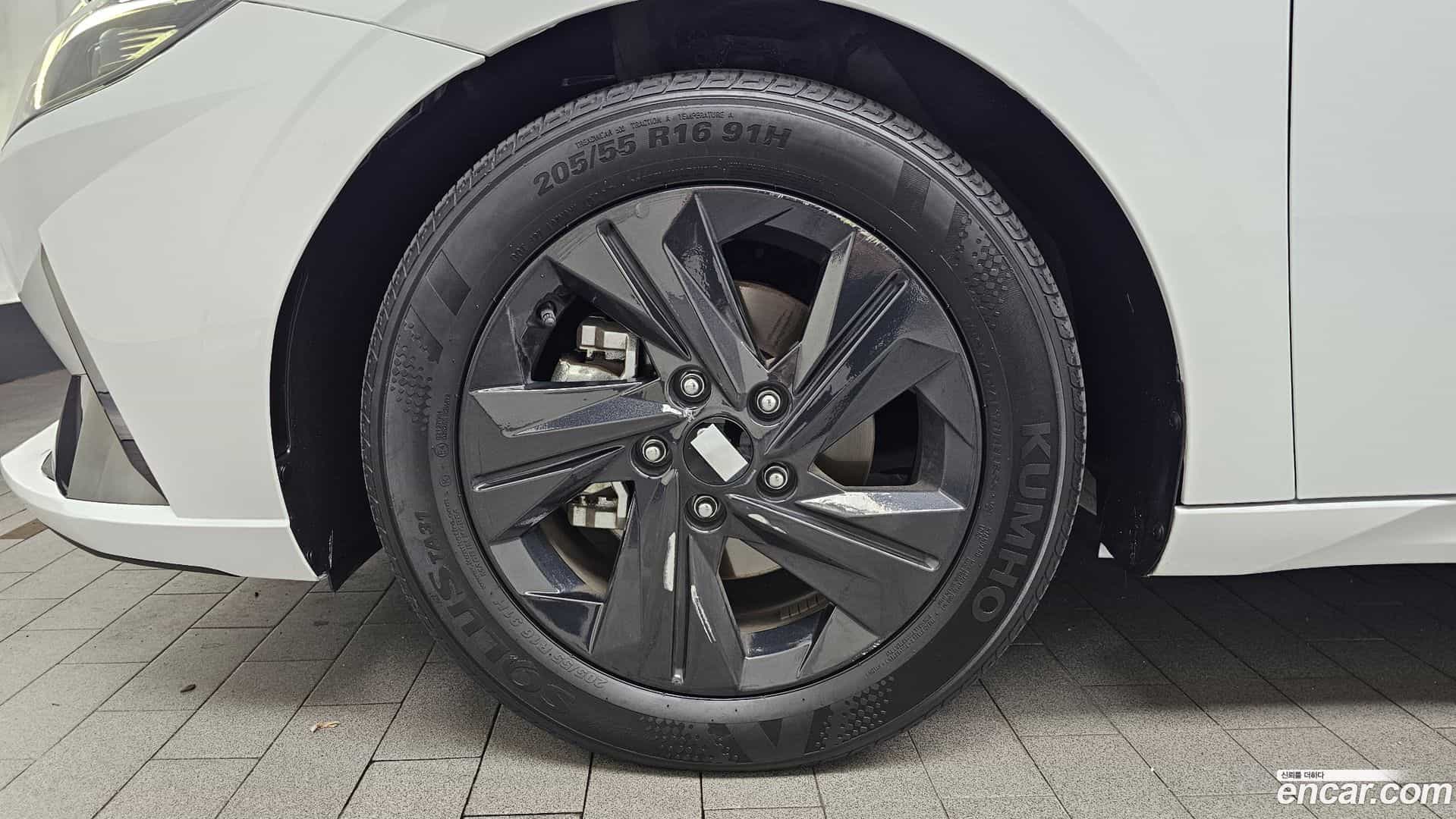 AVANTE Hyundai 2023.0-OUTER-005