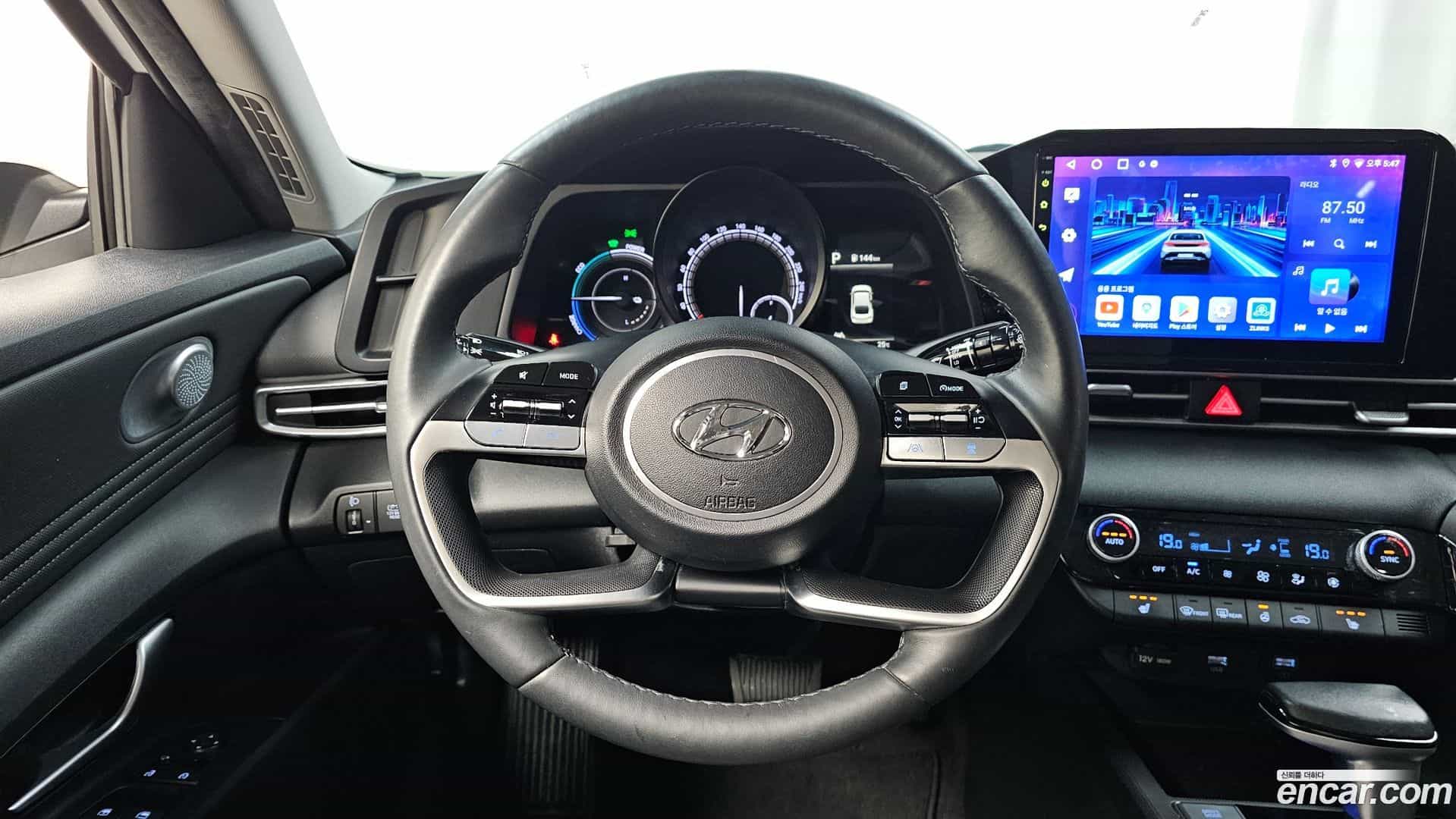 AVANTE Hyundai 2023.0-OPTION-017