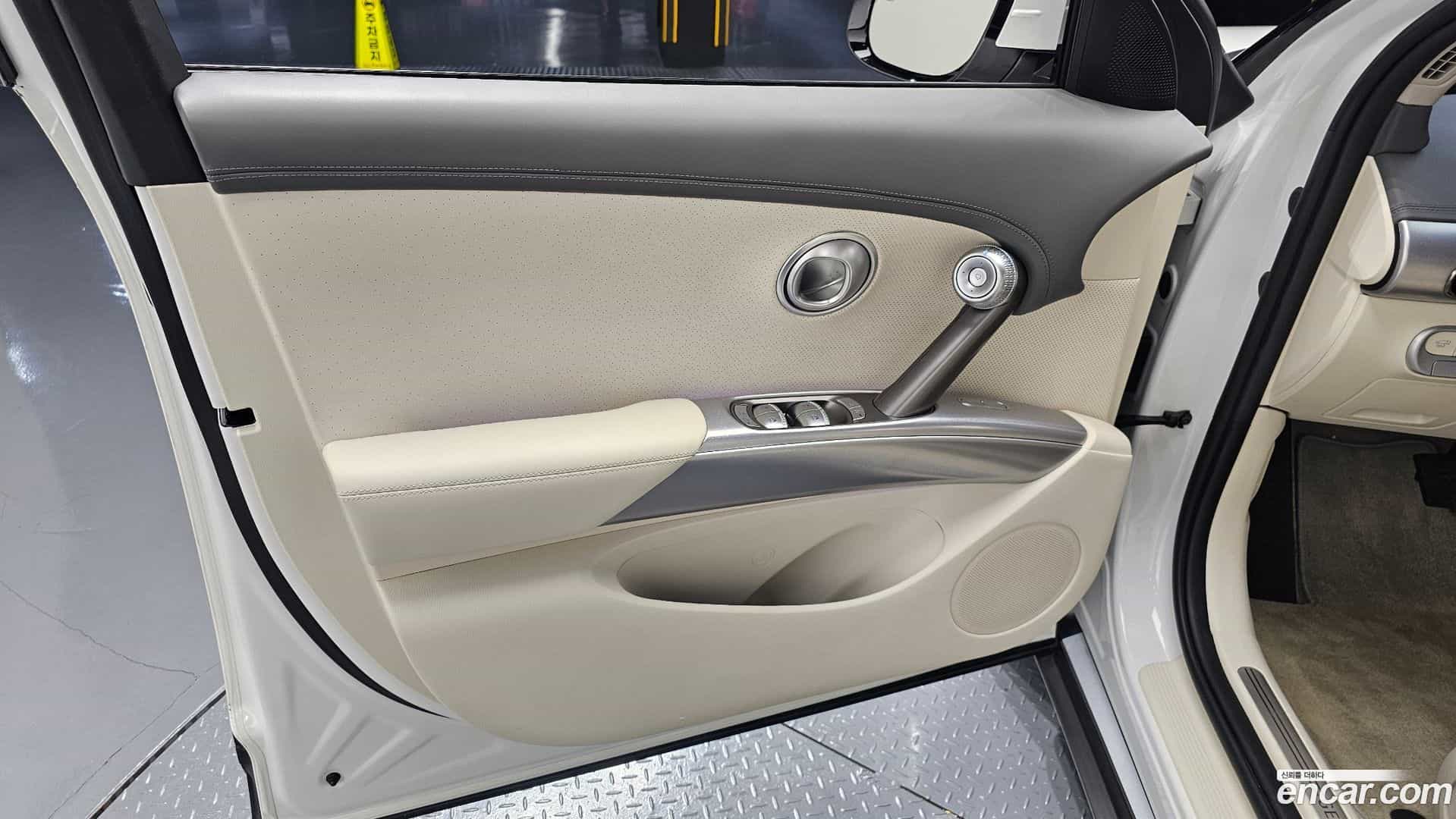 GV60 Genesis 2022.3-INNER-034