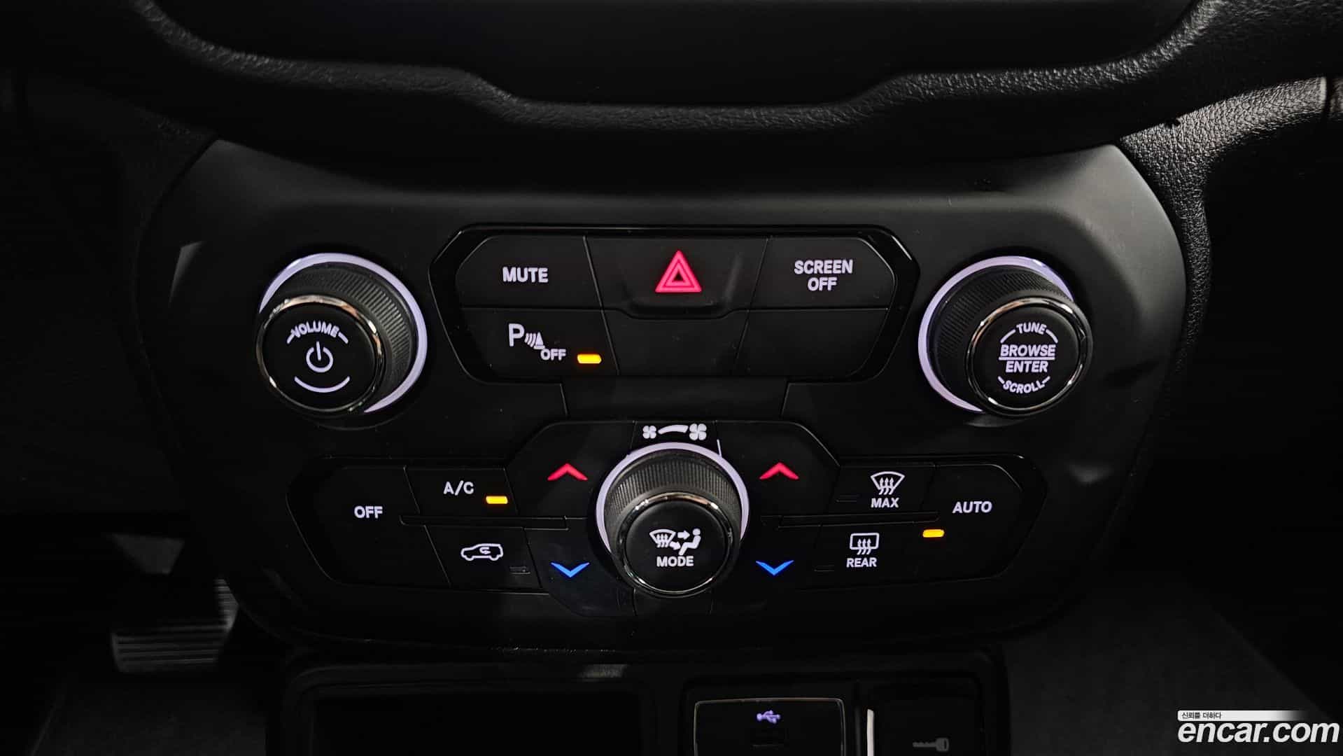 Renegade Jeep 2019.10-OPTION-022