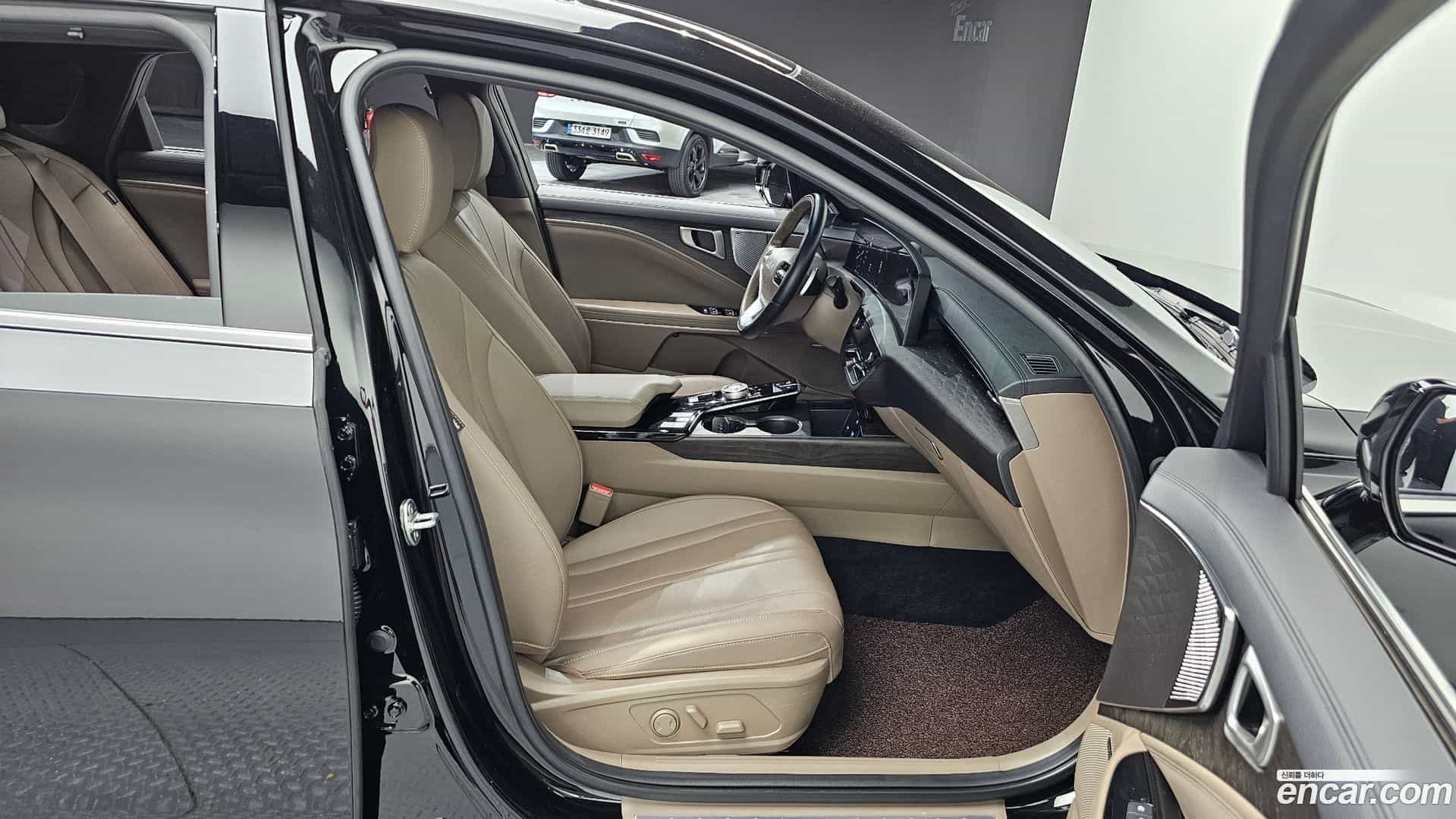 K8 Kia 2023.11-INNER-036