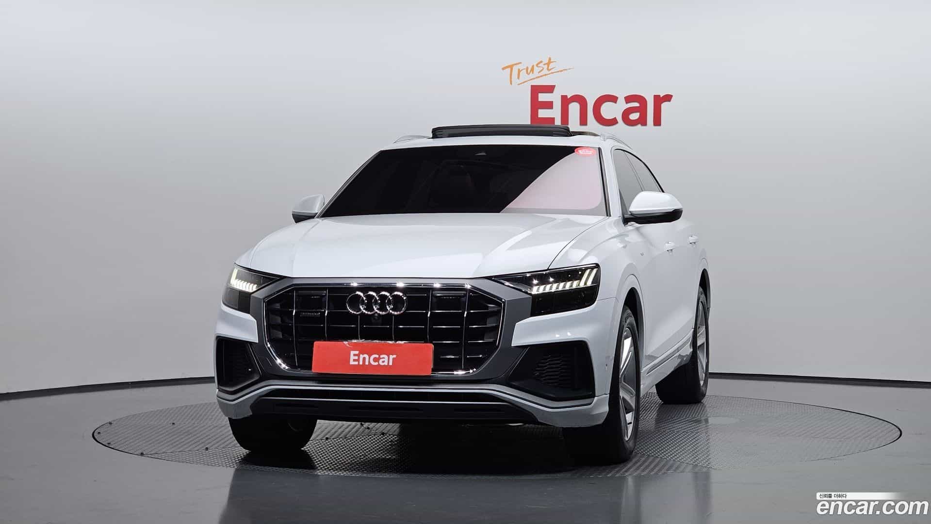 Q8 Audi 2021.5-OUTER-003