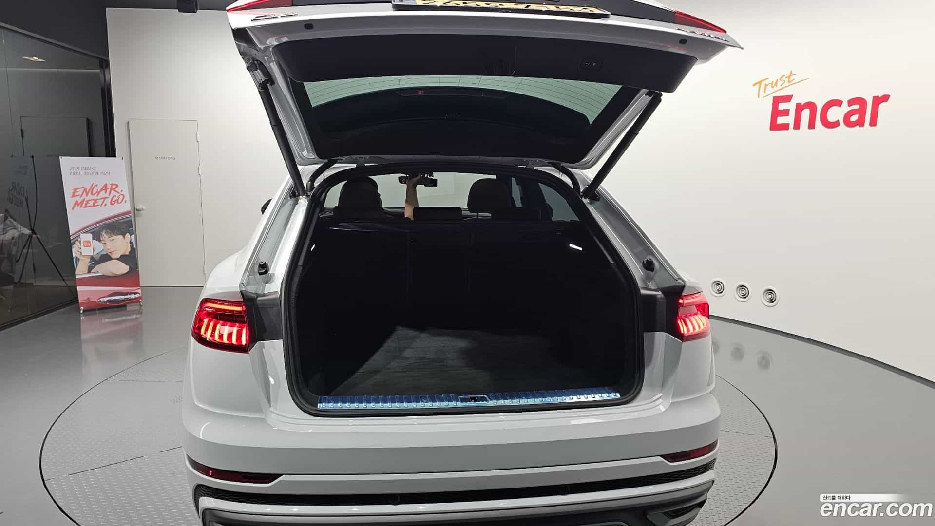 Q8 Audi 2021.5-OPTION-024