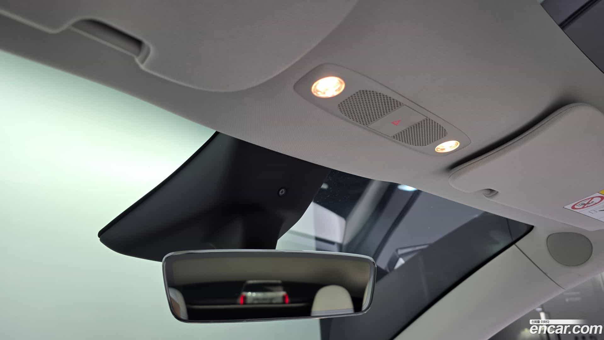 Model Y Tesla 2024.7-OPTION-021