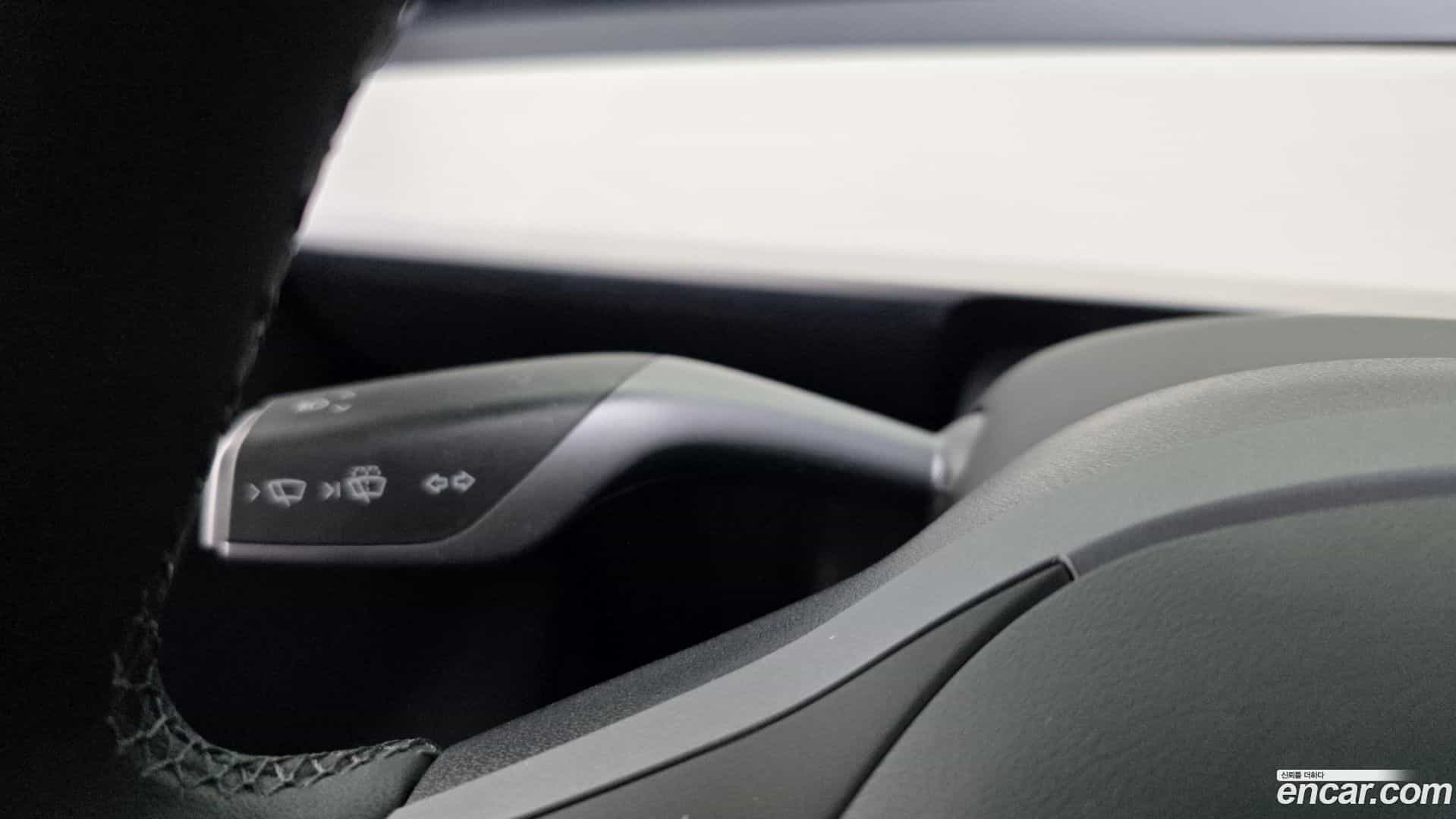 Model Y Tesla 2024.7-OPTION-042