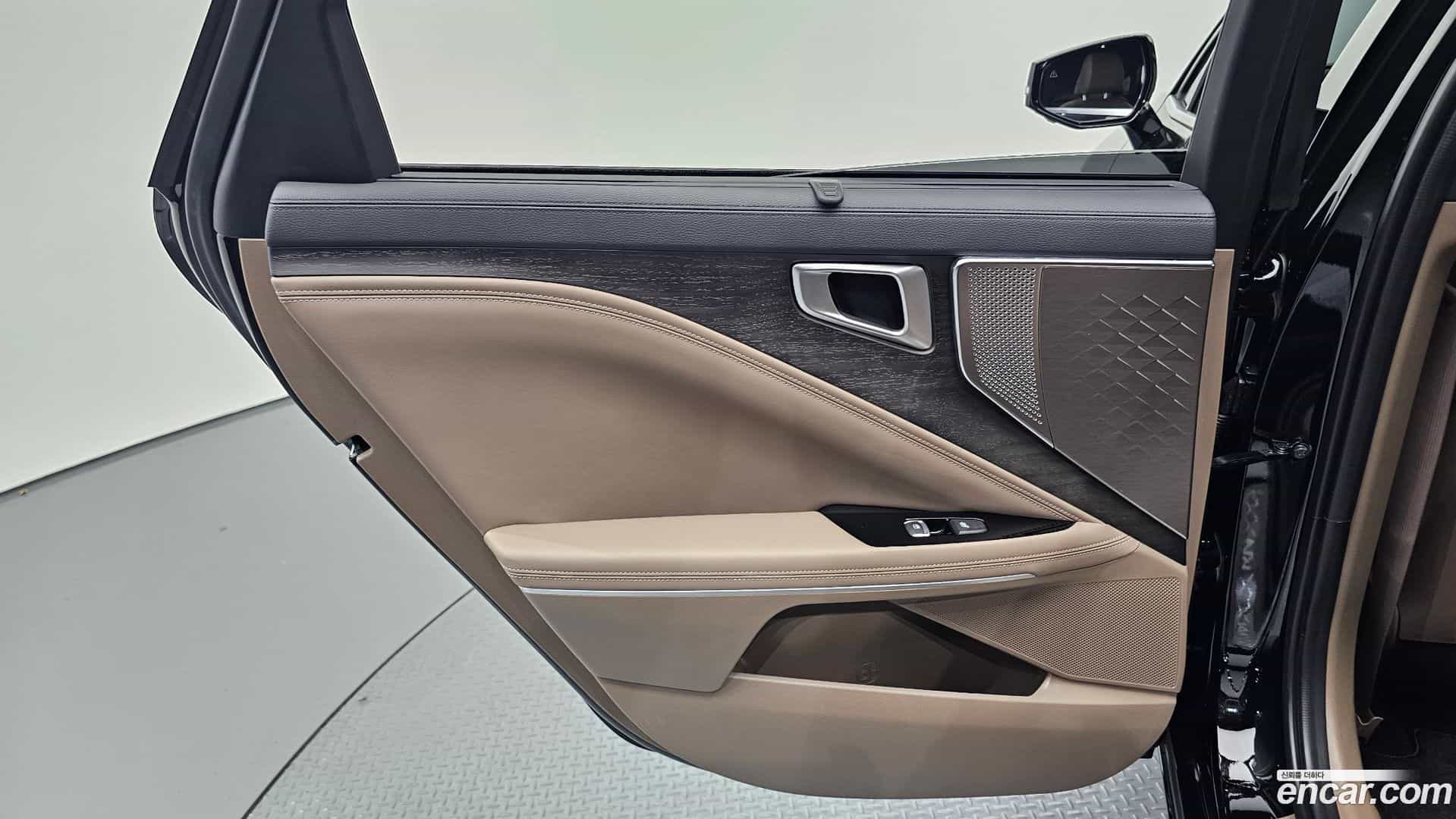 K8 Kia 2023.7-INNER-035