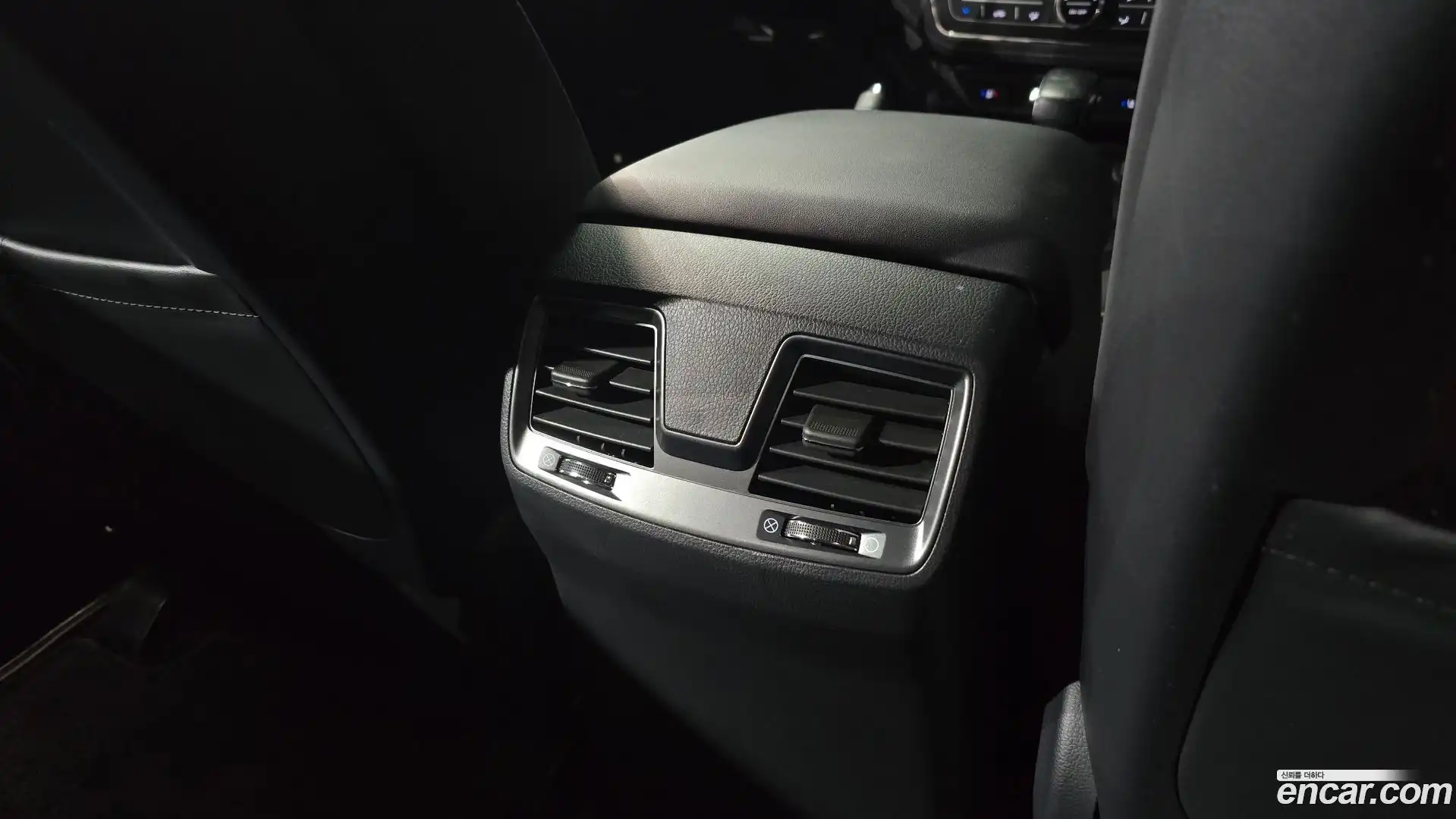 Rexton KG Mobility 2021.7-OPTION-041