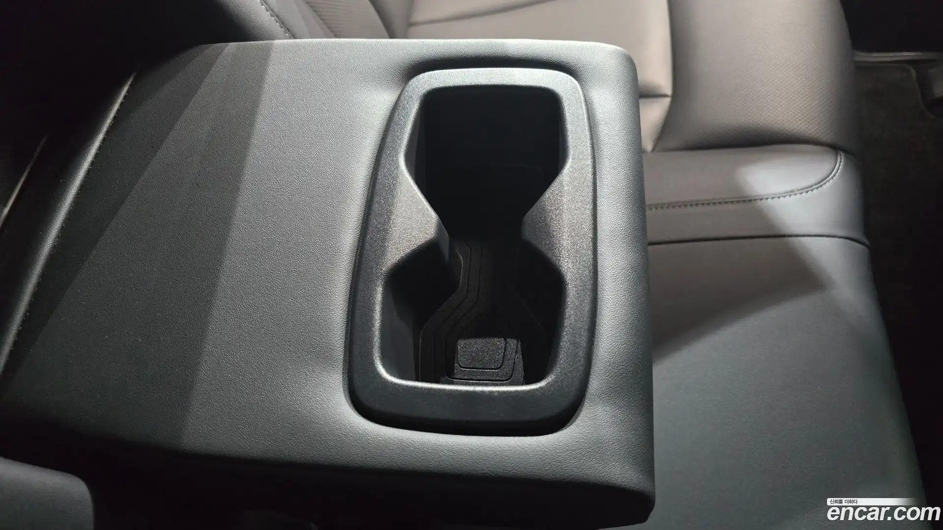 Rexton KG Mobility 2021.7-OPTION-042