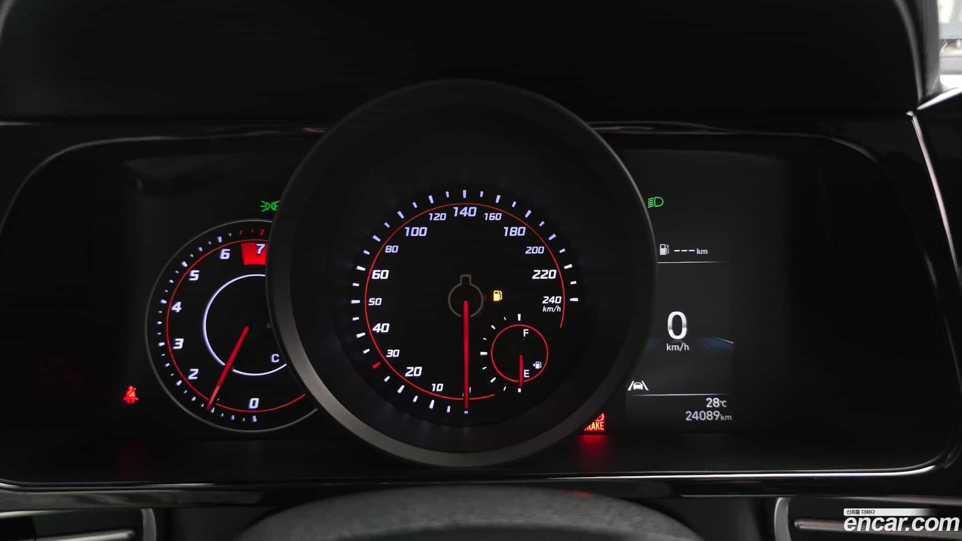 AVANTE Hyundai 2021.6-INNER-008