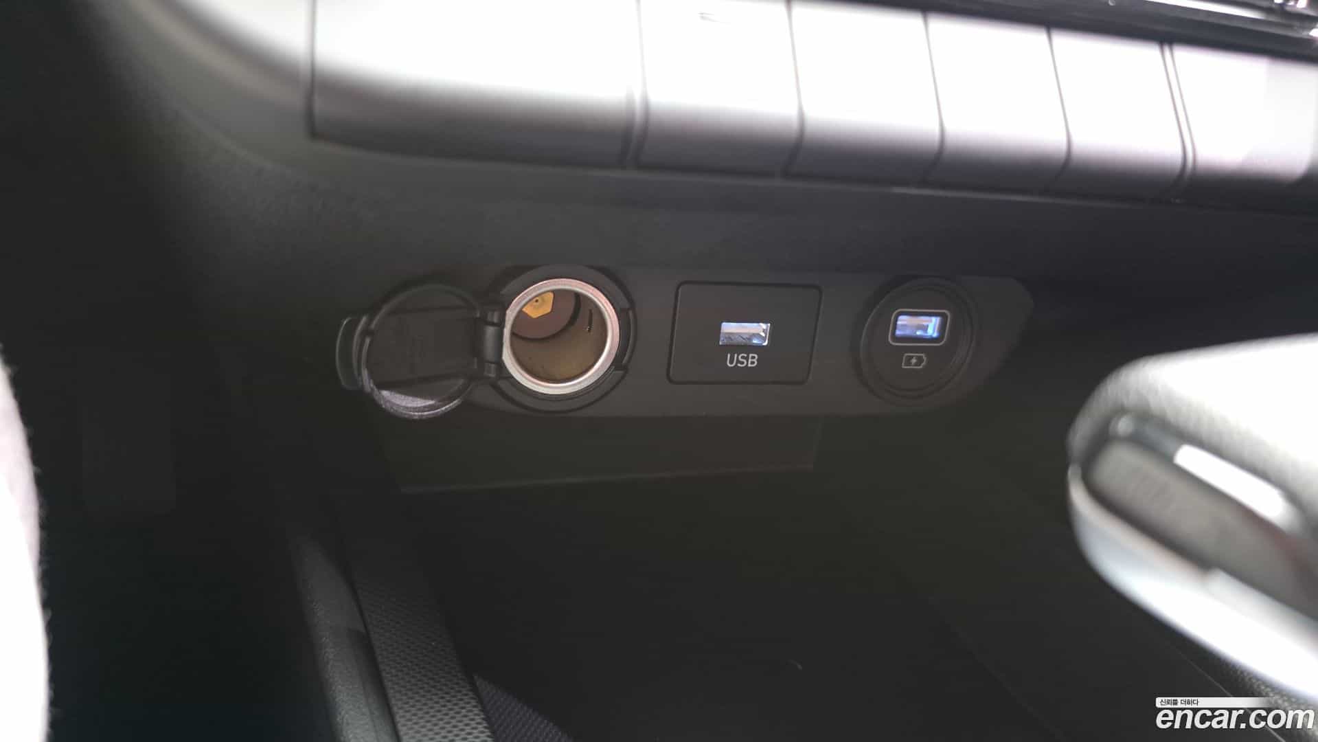 AVANTE Hyundai 2021.6-OPTION-021