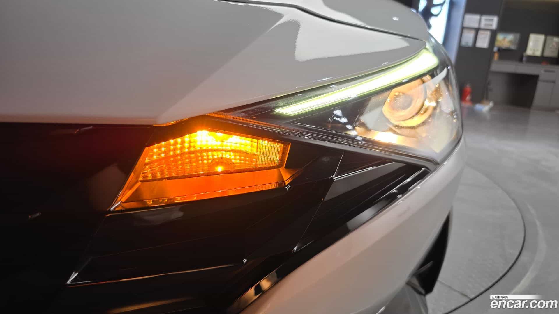 AVANTE Hyundai 2021.6-OUTER-032
