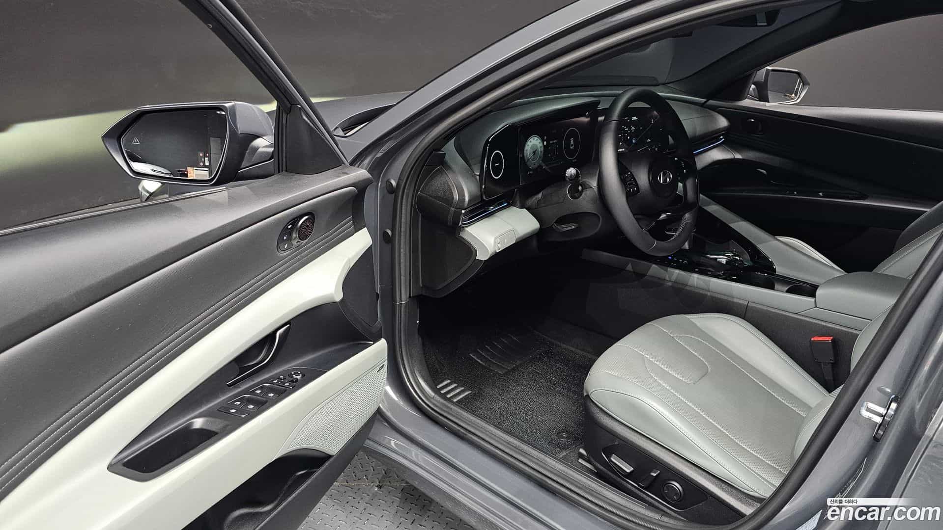 AVANTE Hyundai 2023.3-INNER-010