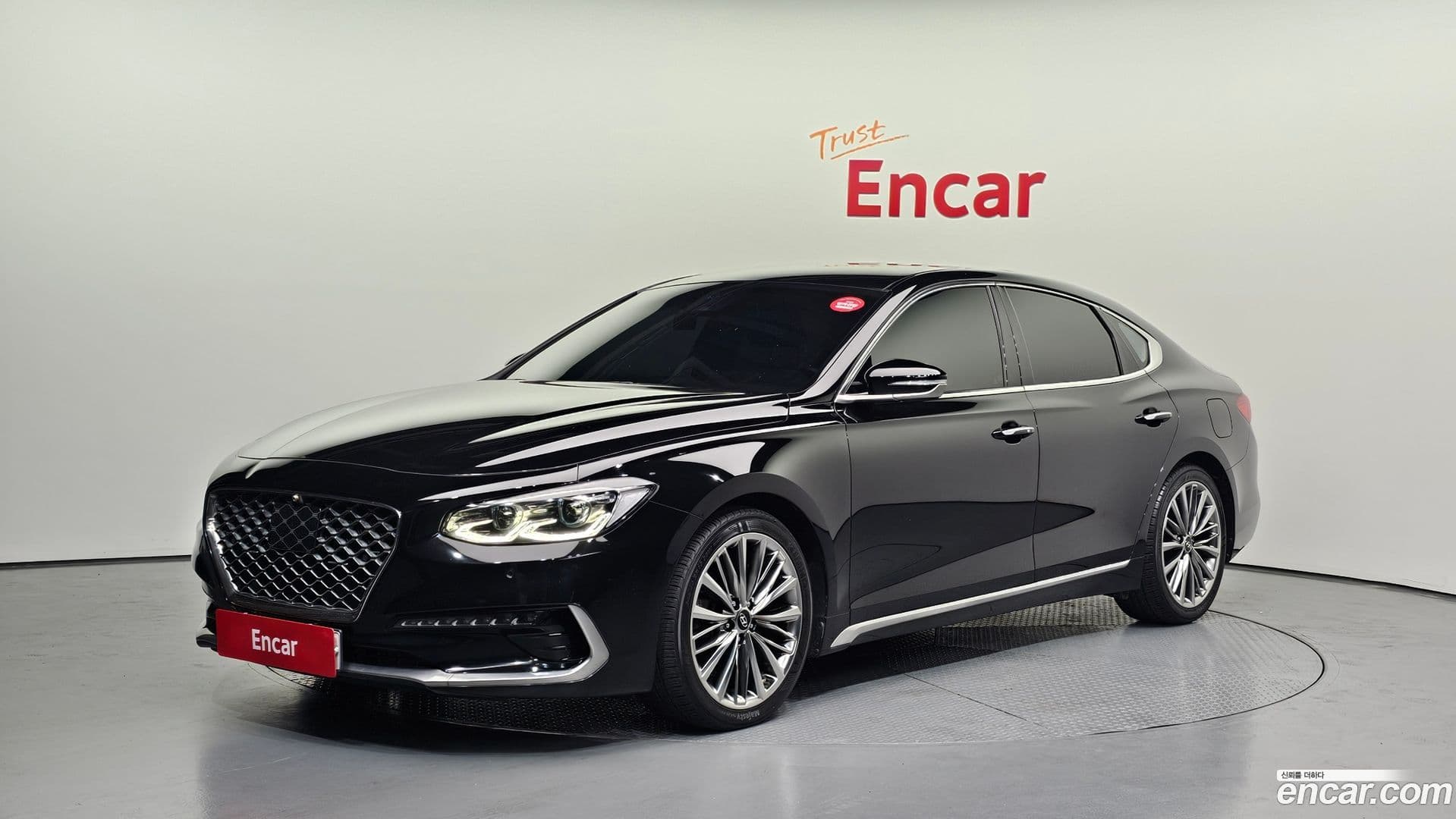 Main__Slider__Photo:Grandeur Hyundai 2018.2-0